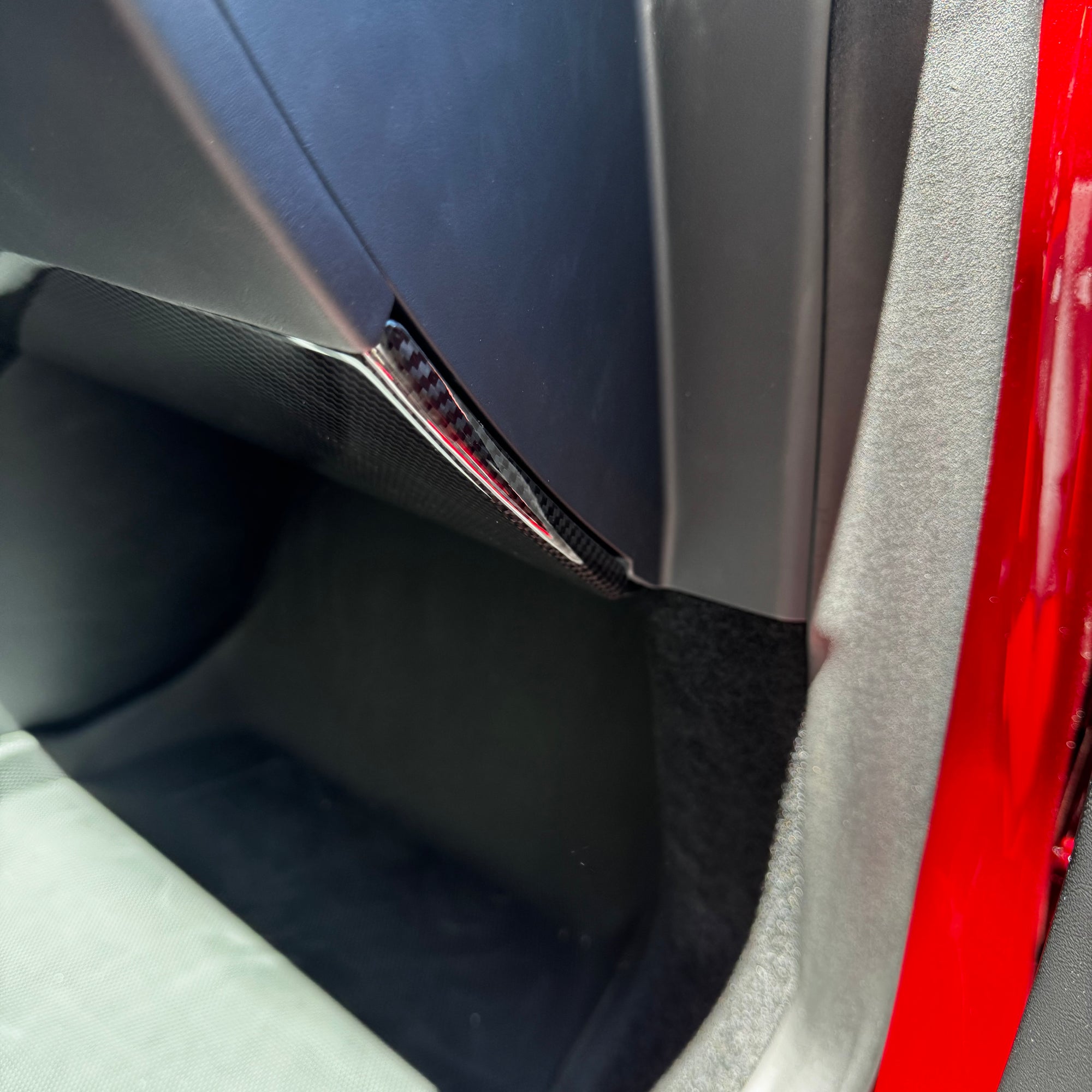 2024+ | Model 3 Highland Refreshed Glove Box Overlay - Real Dry Molded Carbon Fiber