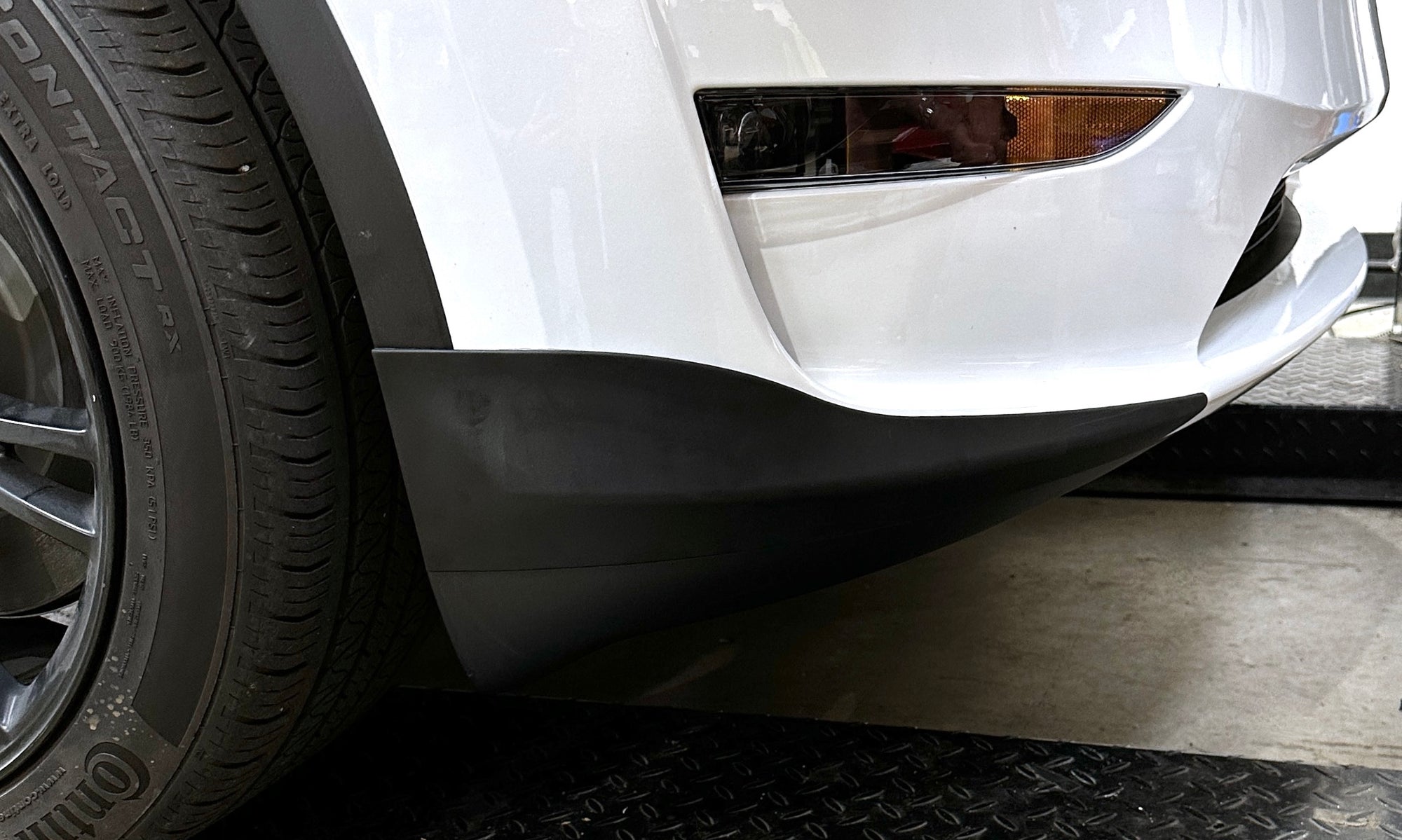 2020-2025 | Model Y Front Bumper Corner Protection Guards (1 Pair)