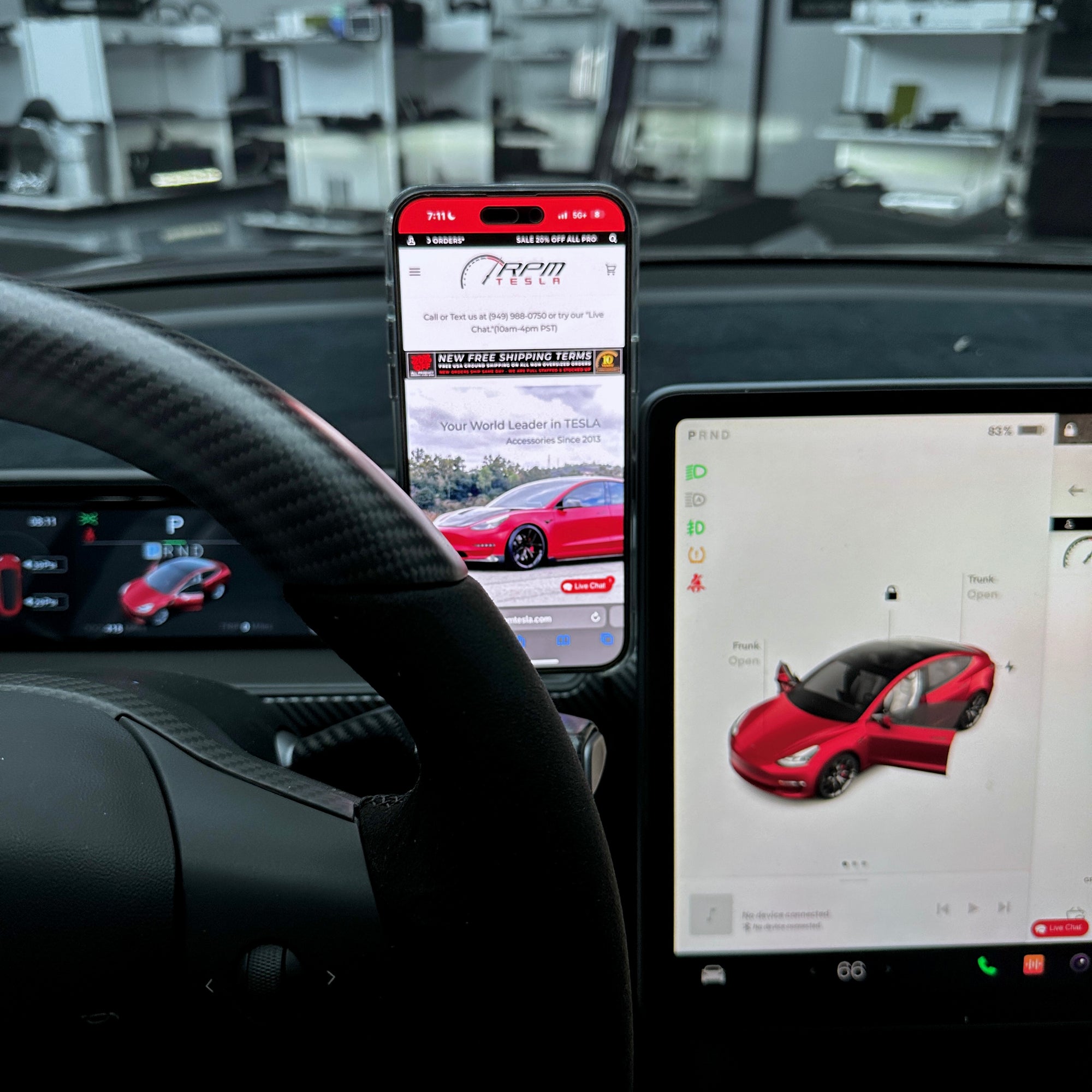 Model 3 & Y Hideaway MagSafe 15W Fast Charging Smartphone Display Mount