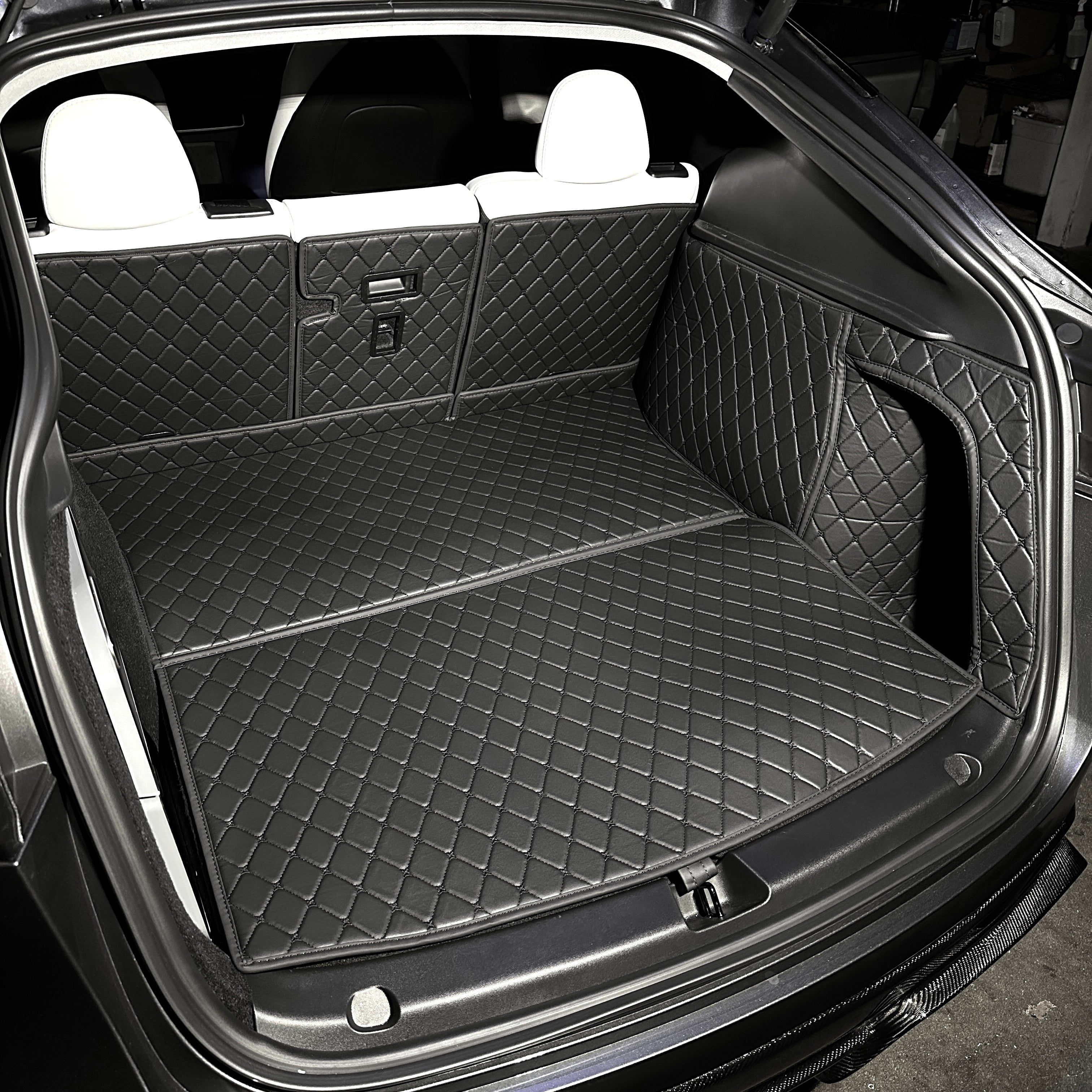 Model Y Cargo Area Diamond Cut Padded Protection Mats 6 Piece Kit