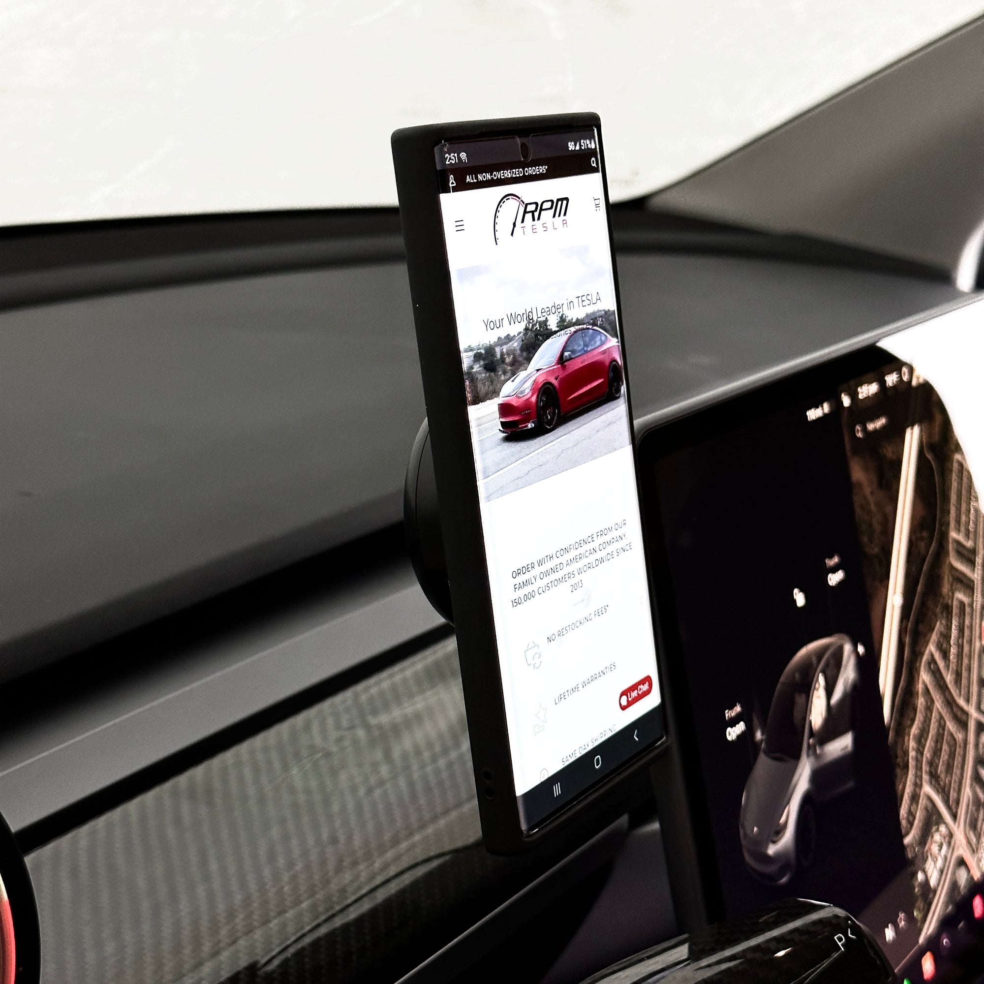 Model 3 & Y Hideaway MagSafe 15W Fast Charging Smartphone Display Mount