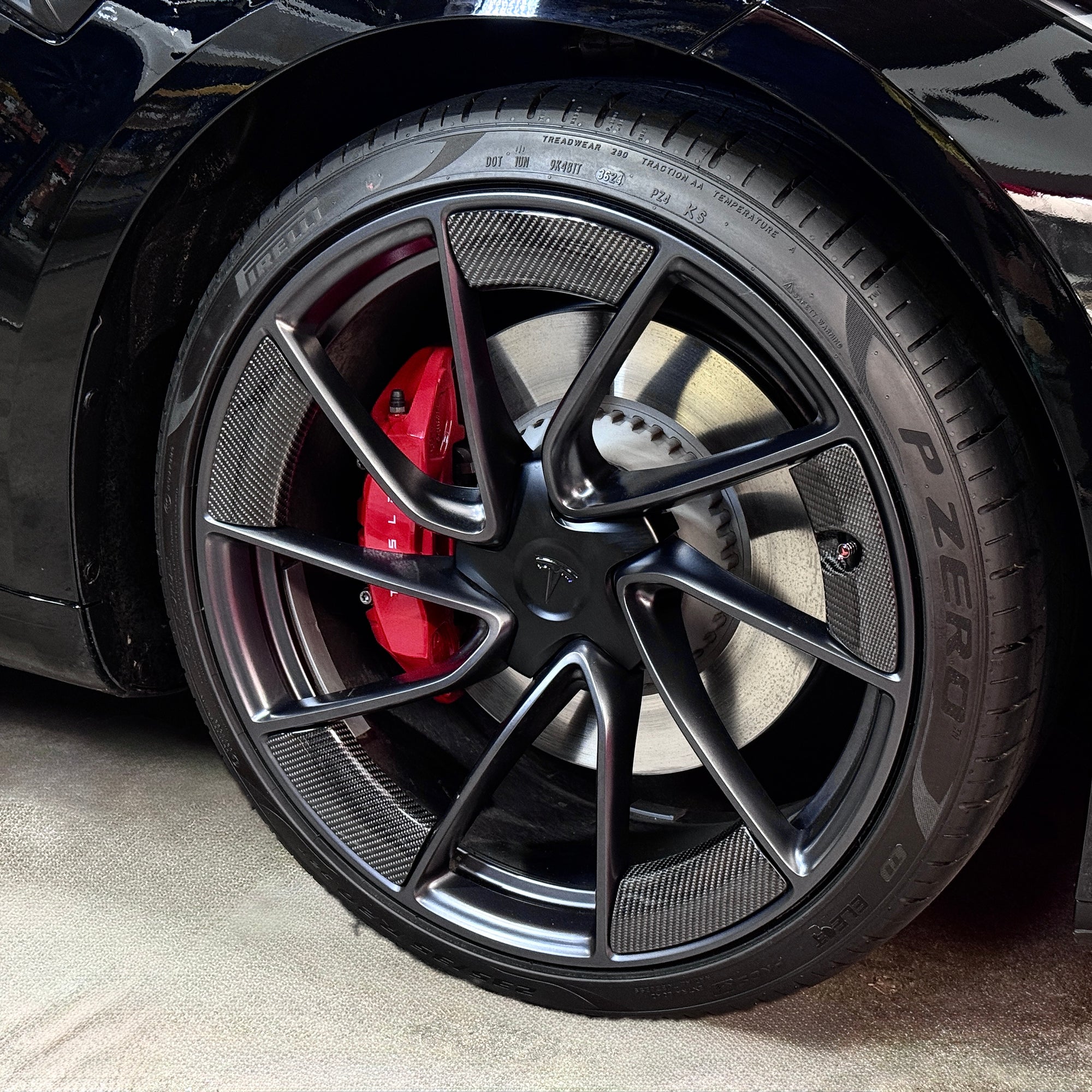 2024+ | Model 3 Performance 20” Warp Wheel Carbon Fiber Outer Rim Spoke Inserts - 20 Piece Kit