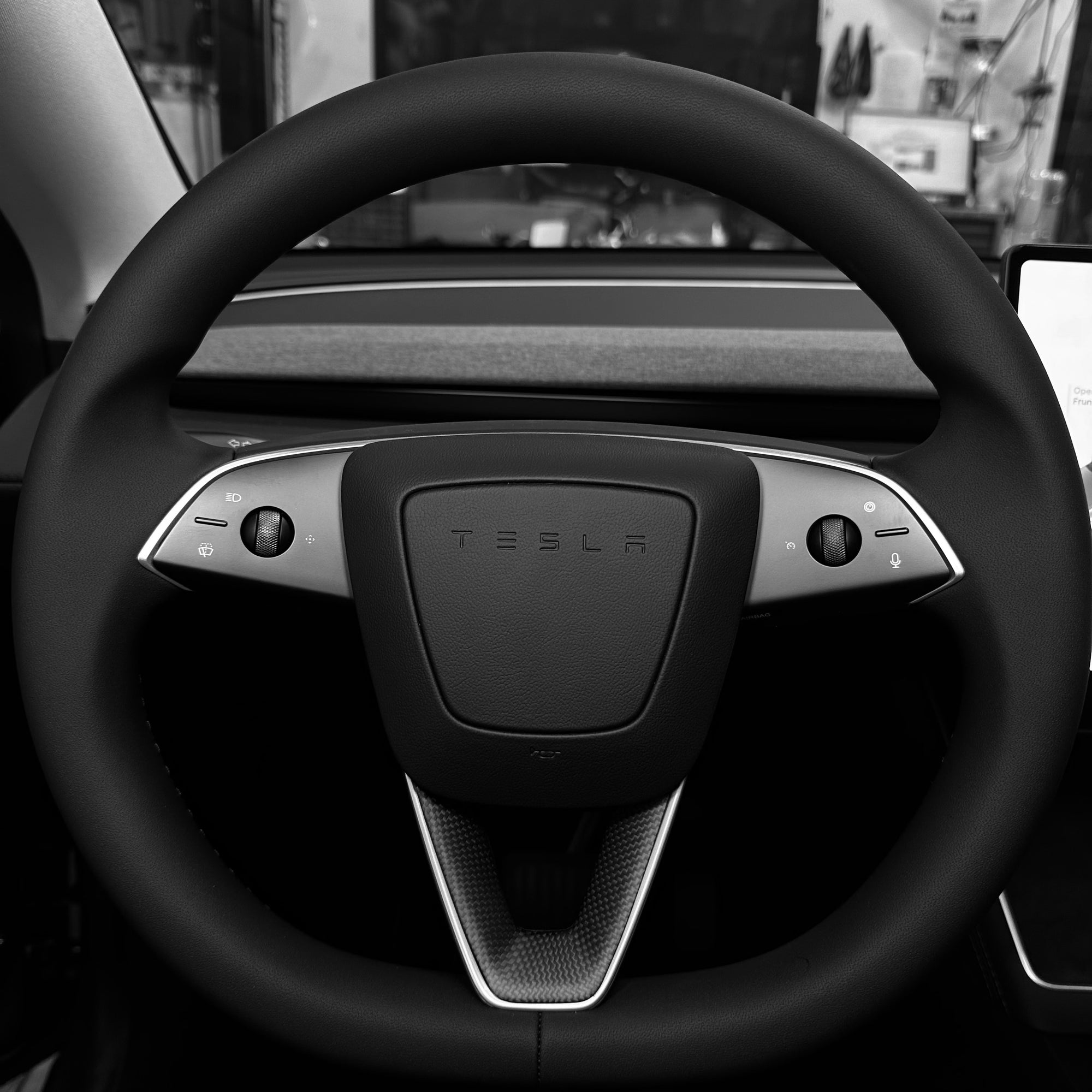 2026+ | Model Y Juniper Refreshed "Plain Weave" (Performance Look) Steering Wheel Lower V Shaped Overlay - Real Dry Molded Carbon Fiber
