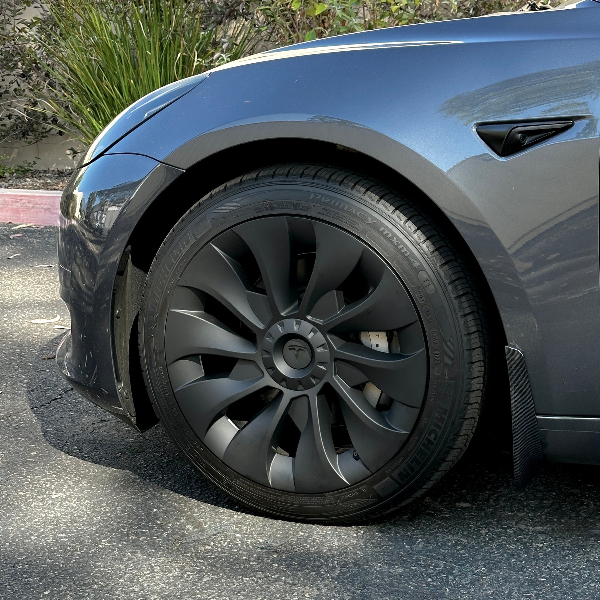 2017-2023 | Model 3 18" Aero Wheel Hub Cap Cover - Turbine Style (Set of 4)