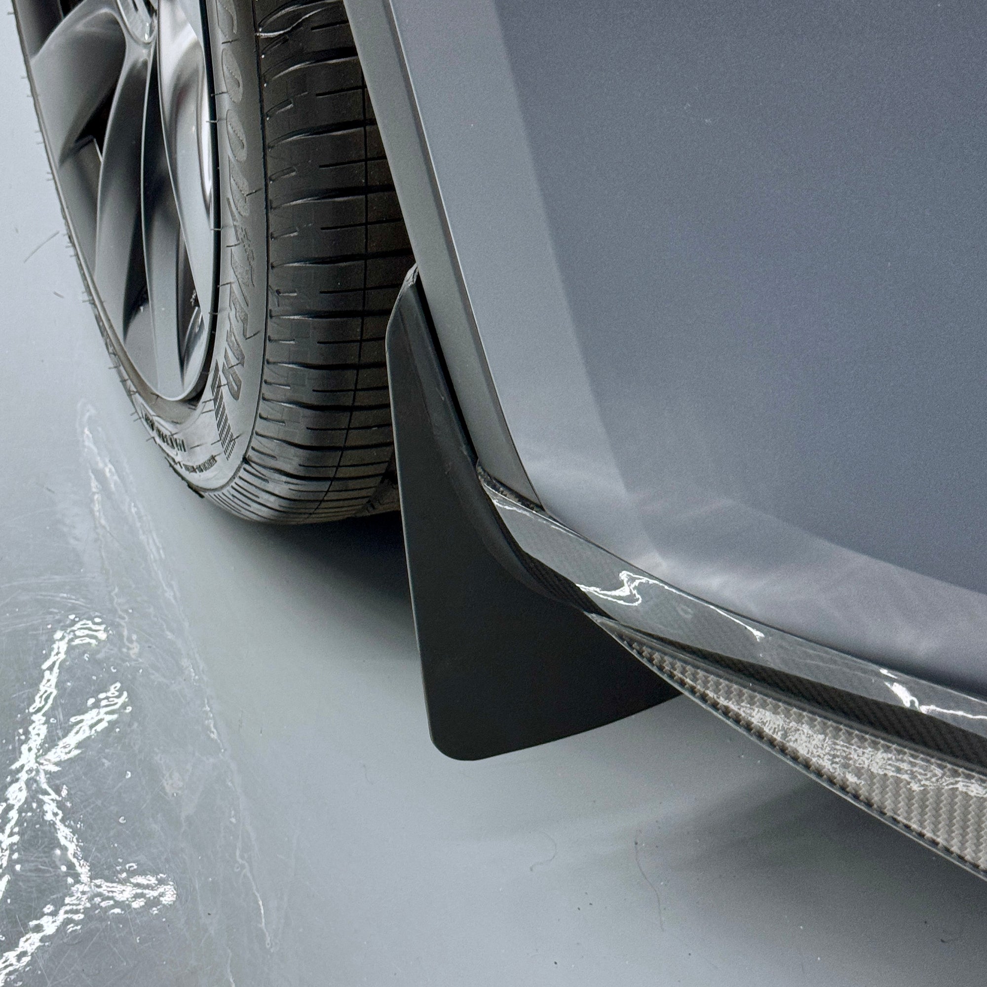 2017+ | Model 3 & Y Mud Flaps Bendable & Flexible - Screwless (Gen. 2) - Set of 4