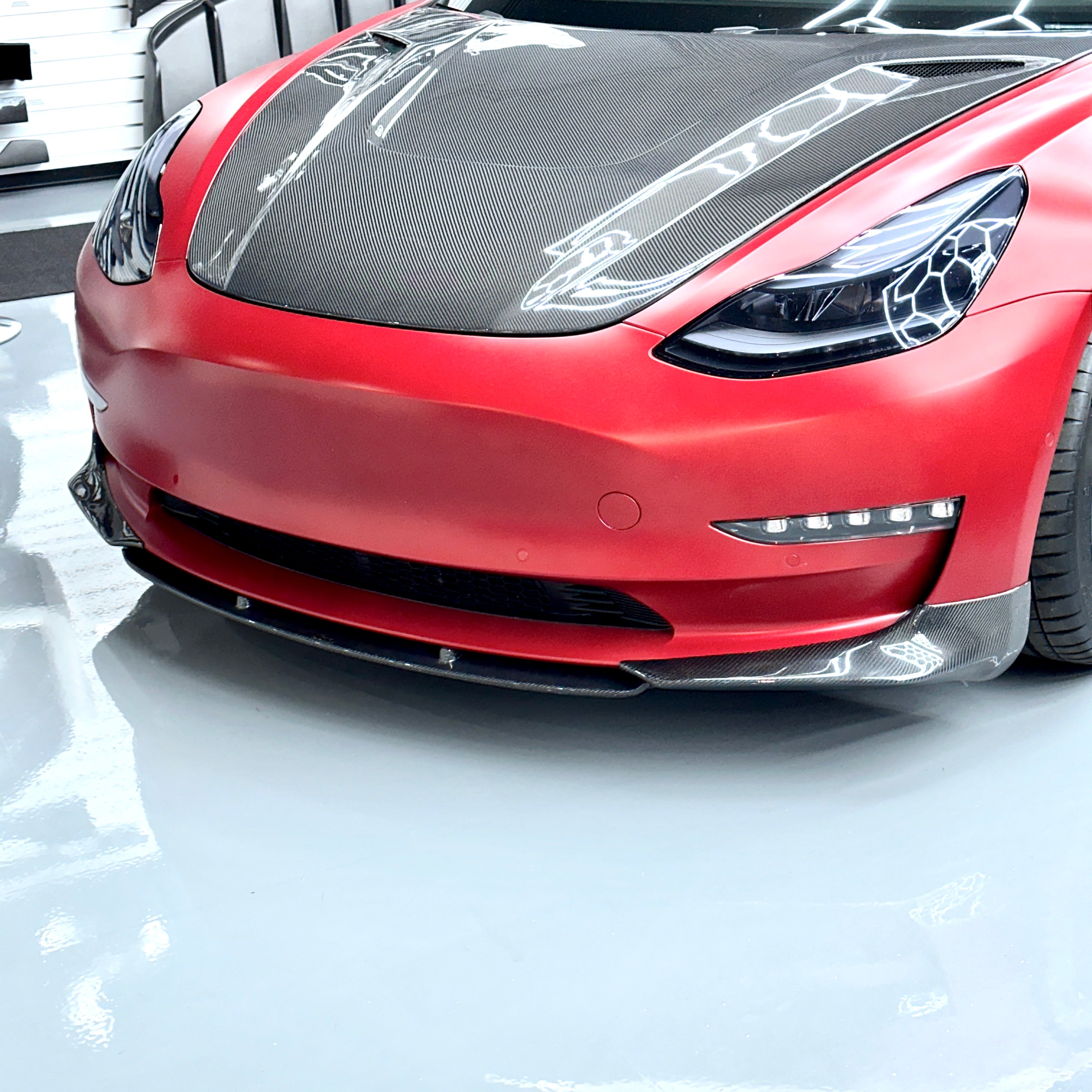V-Type Carbon Fiber Look Rear Trunk Spoiler For Tesla Model 3 (2017-2023)