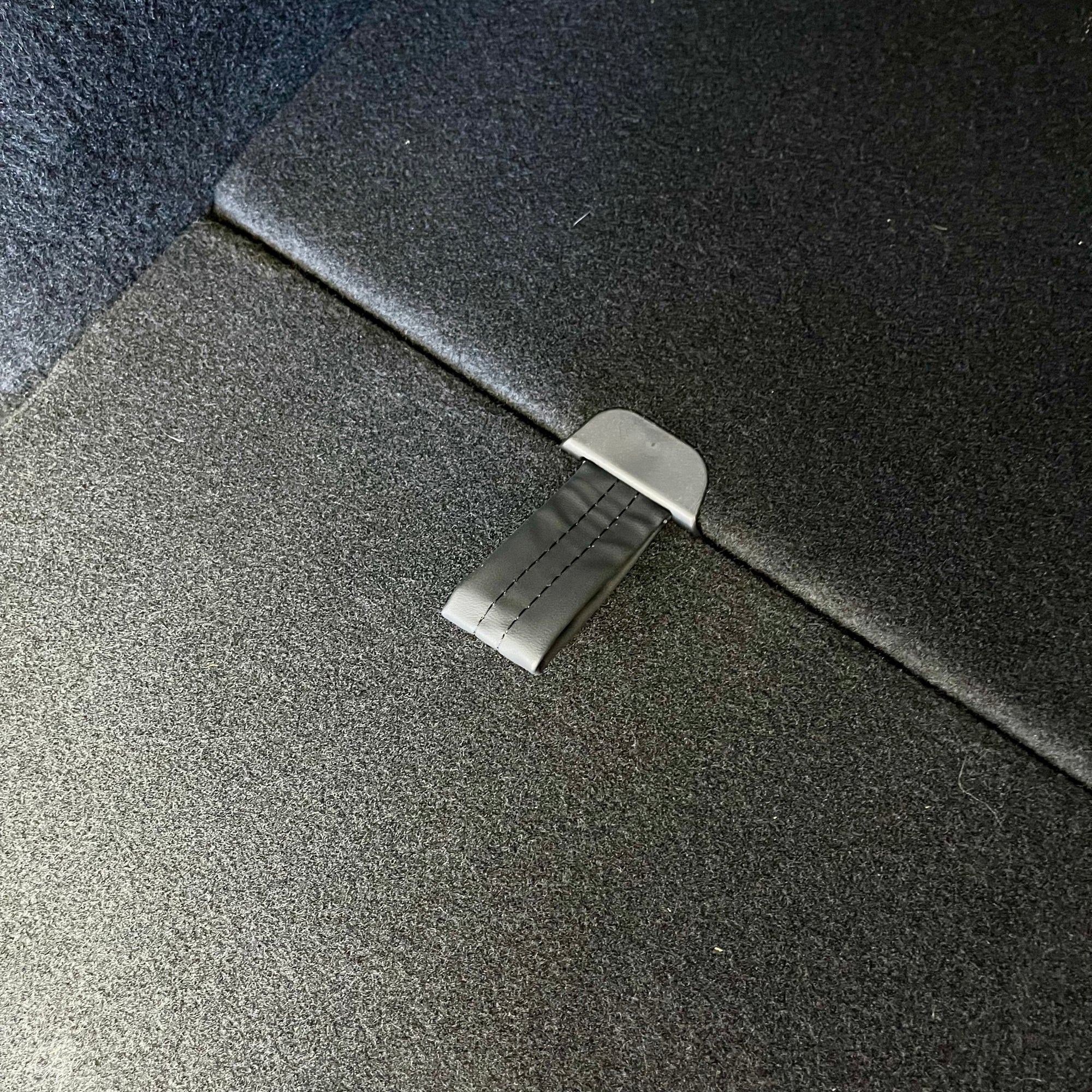 2020-2024 | Model Y Sub Trunk Forward Storage Handle