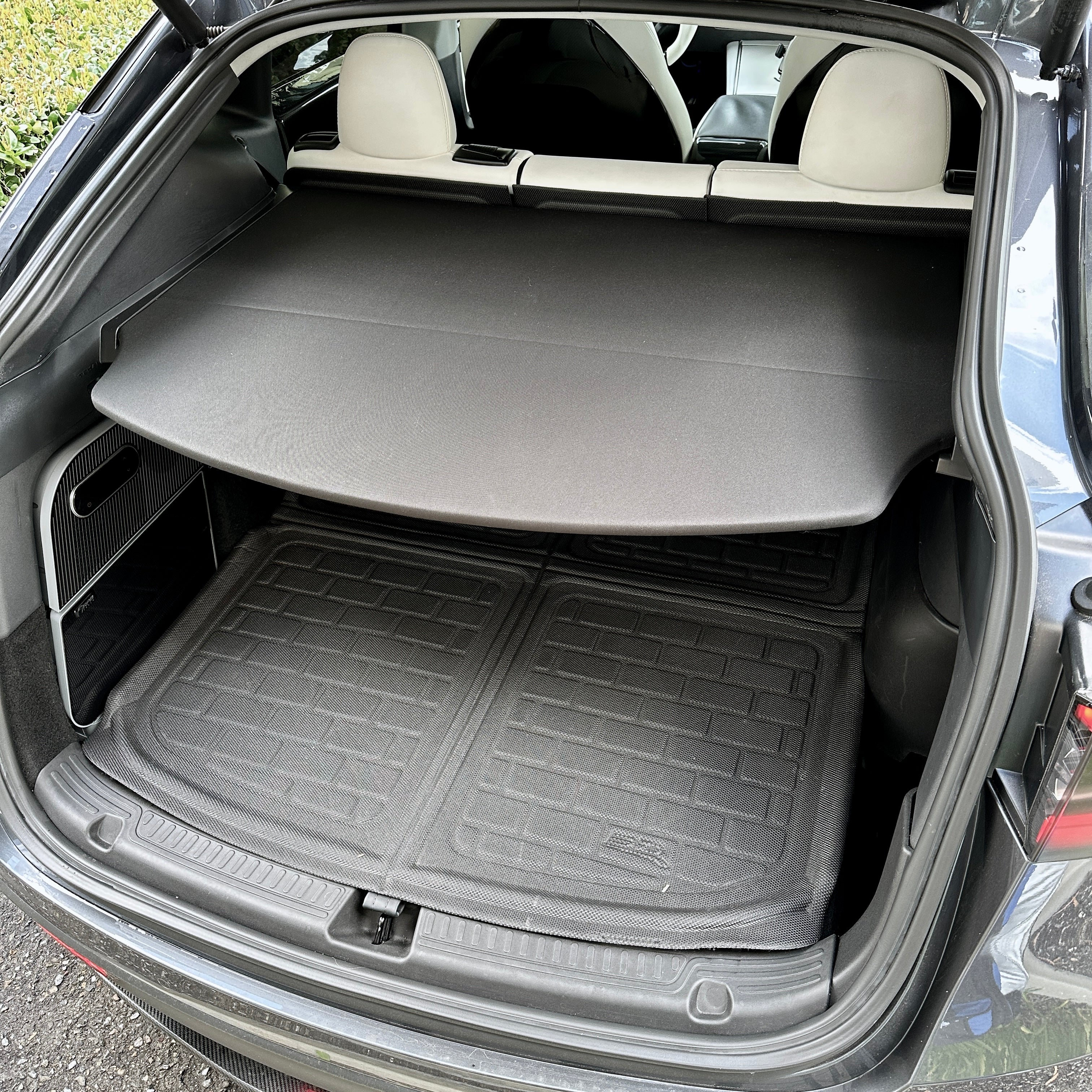 2020-2022 | Model Y Cargo Bay Foldable Parcel Shelf Gen. 2