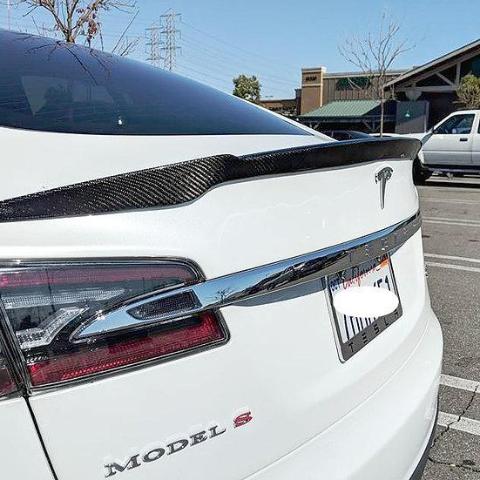 Model S Jupiter Spoiler - Real Molded Carbon Fiber