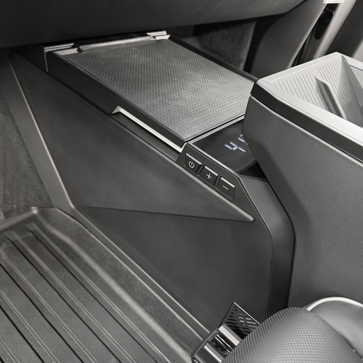 Cybertruck Center Console Refrigerator / Freezer Gen. 2 - 18L – RPM ...