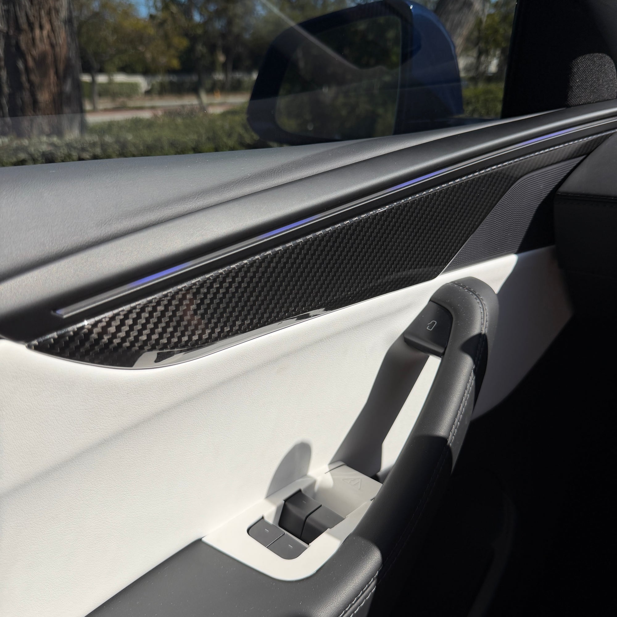2026+ | Model Y Juniper Refreshed Performance Style Door Panel Trim Overlays - Real Dry Molded Carbon Fiber (2x2 Twill)