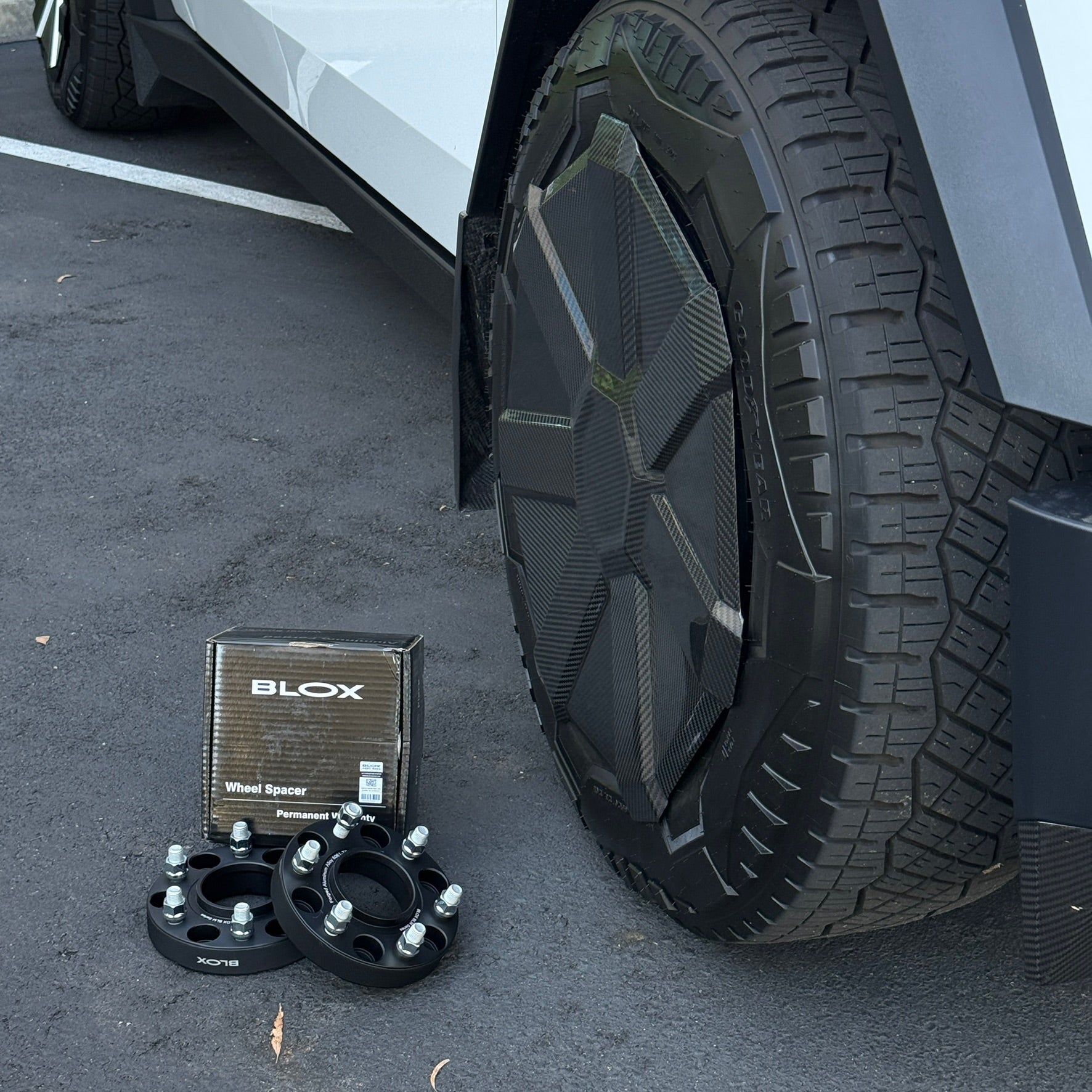 Cybertruck BLOX Aluminum Forged Wheel Spacers (1 Pair)