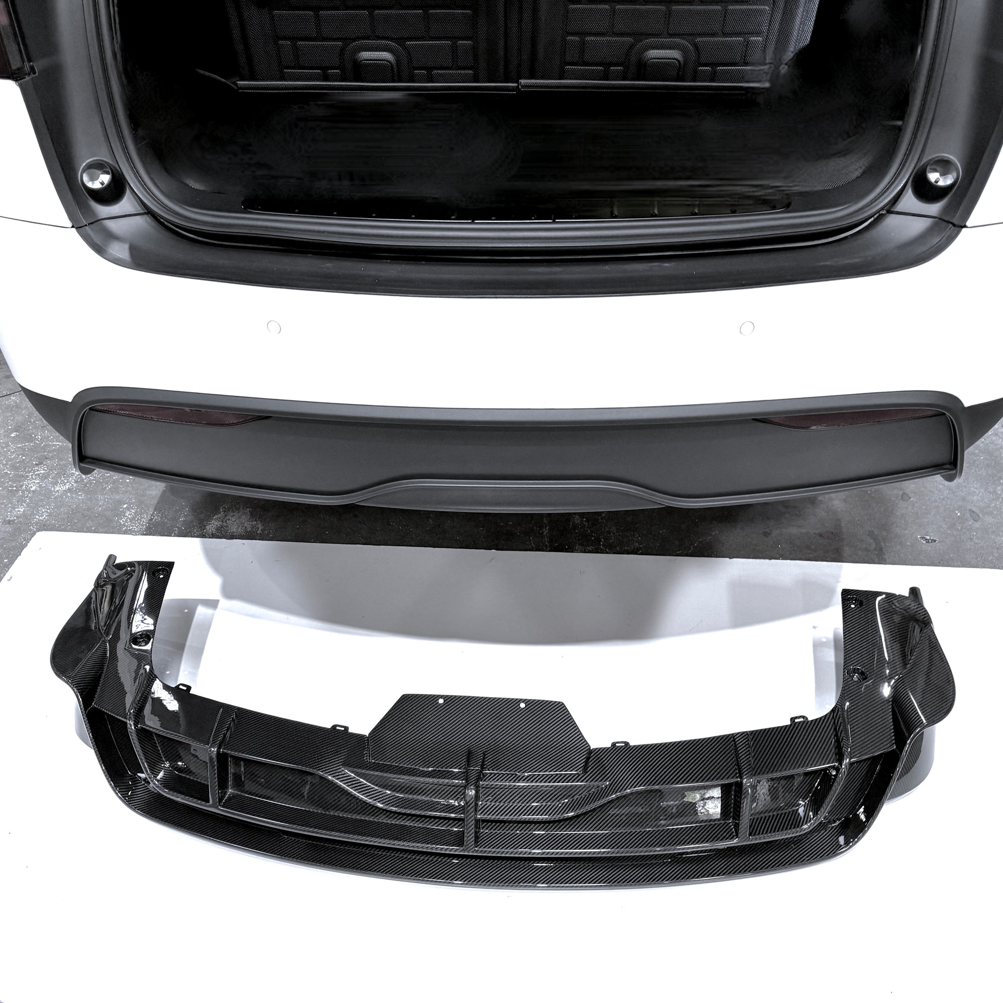 2022+ | Model X Colossal Rear Replacement Diffuser - Real Dry Molded Carbon Fiber
