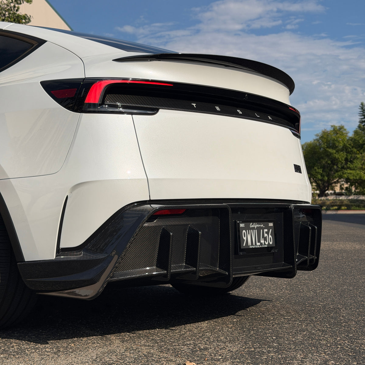 2026+ | Model Y Juniper Performance Model Colossal Full Rear Diffuser Replacement - Real Dry Molded Carbon Fiber