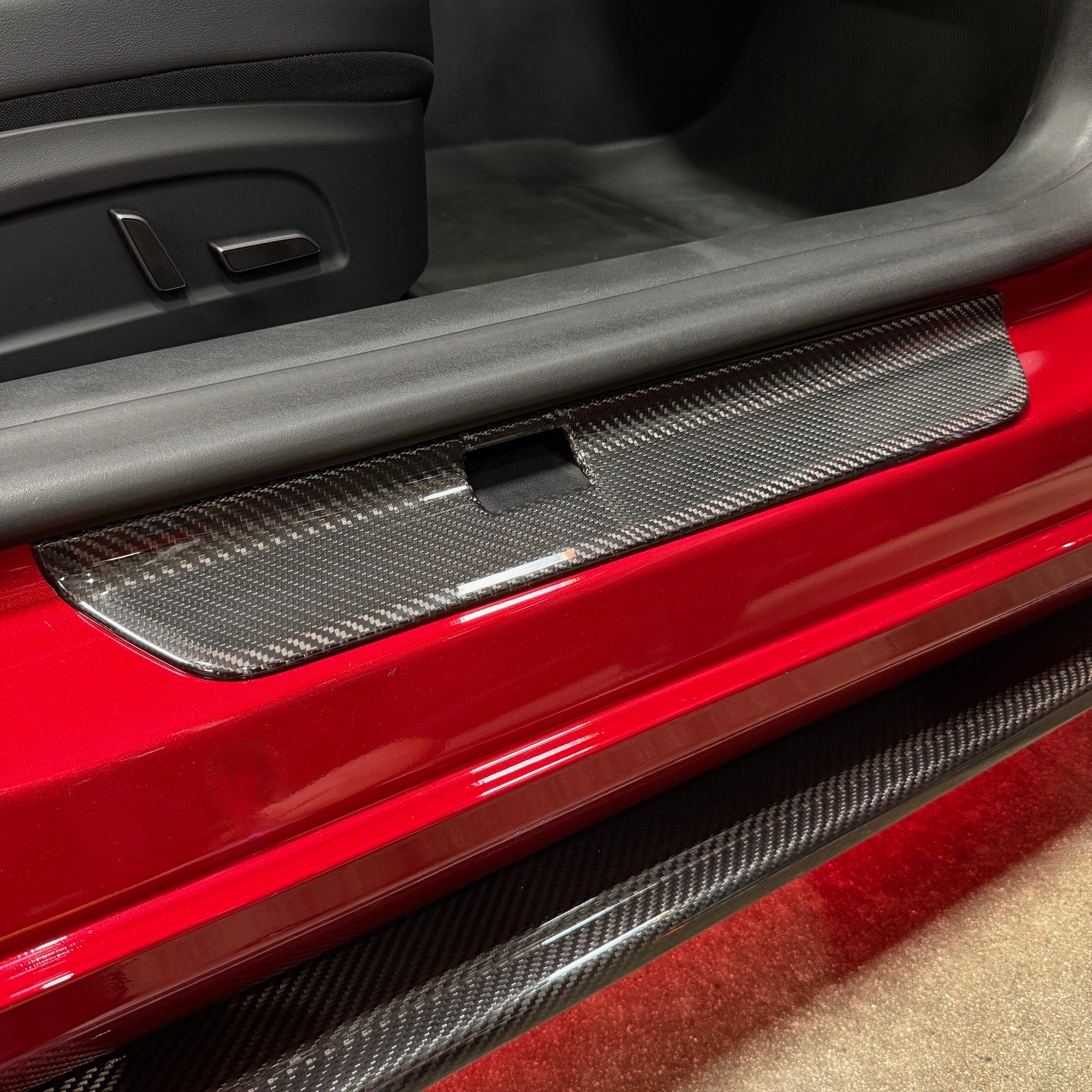 2024+ | Model 3 Highland Refreshed Door Sill Overlays (4 Pieces) - Real Dry Molded Carbon Fiber