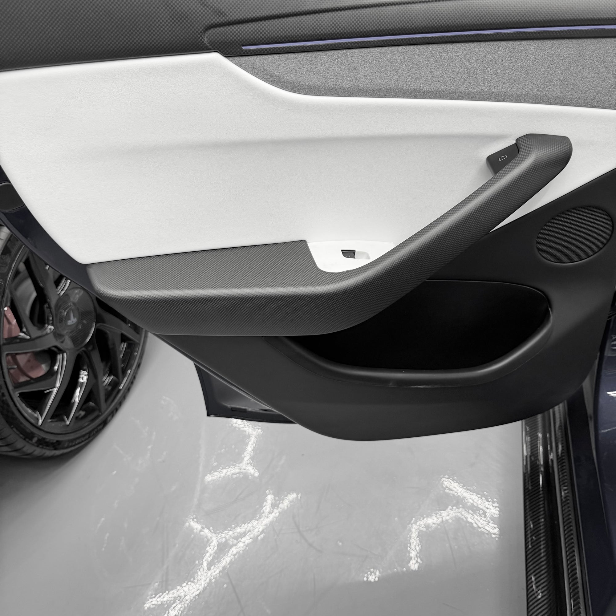 2026+ | Model Y Juniper Refreshed "Plain Weave" (Performance Look) Door Armrest Panel Overlays (4 Pieces) - Real Dry Molded Carbon Fiber
