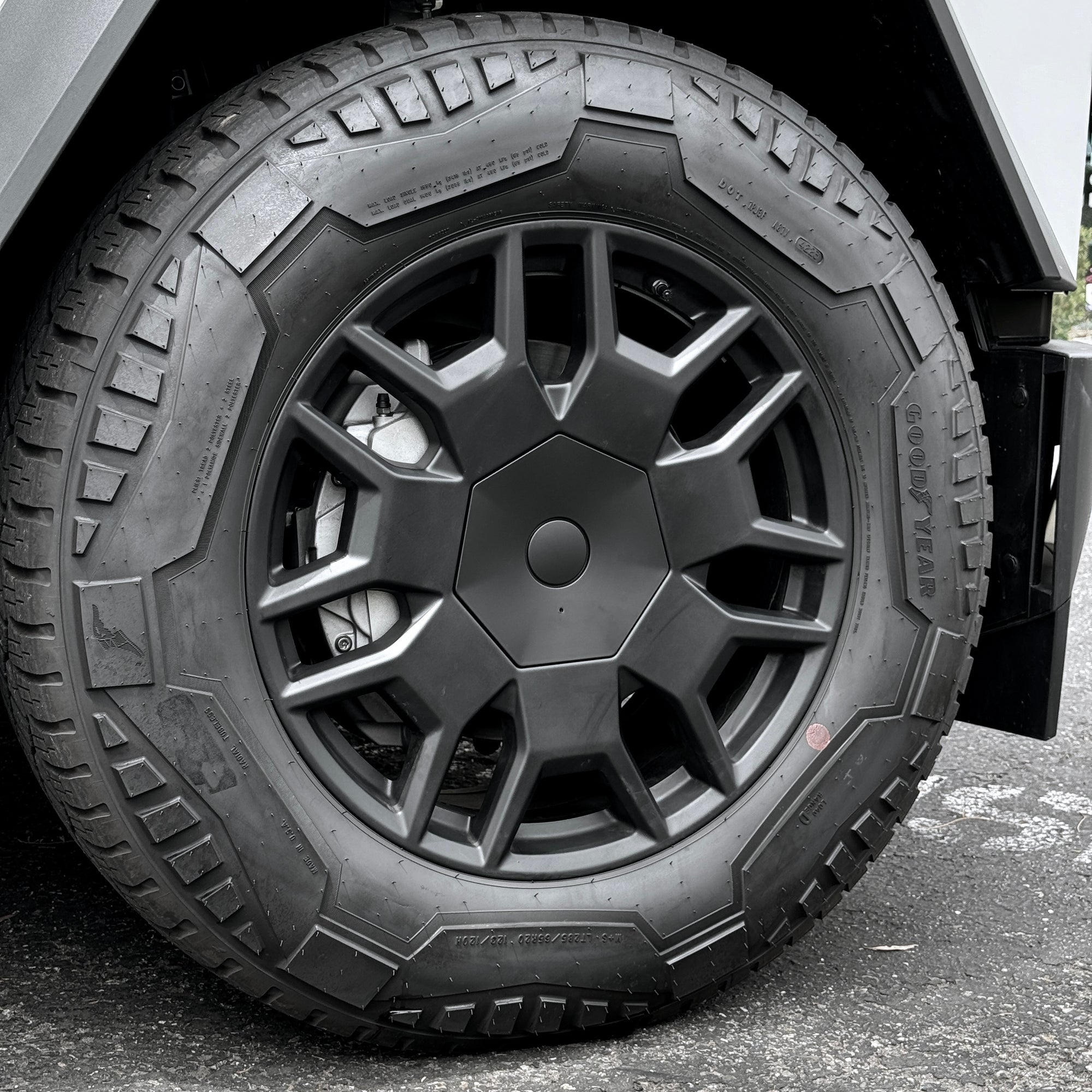 Cybertruck Heptagon Center Wheel Caps &amp; Lug Nut Covers (Set of 4) - Version 1.0