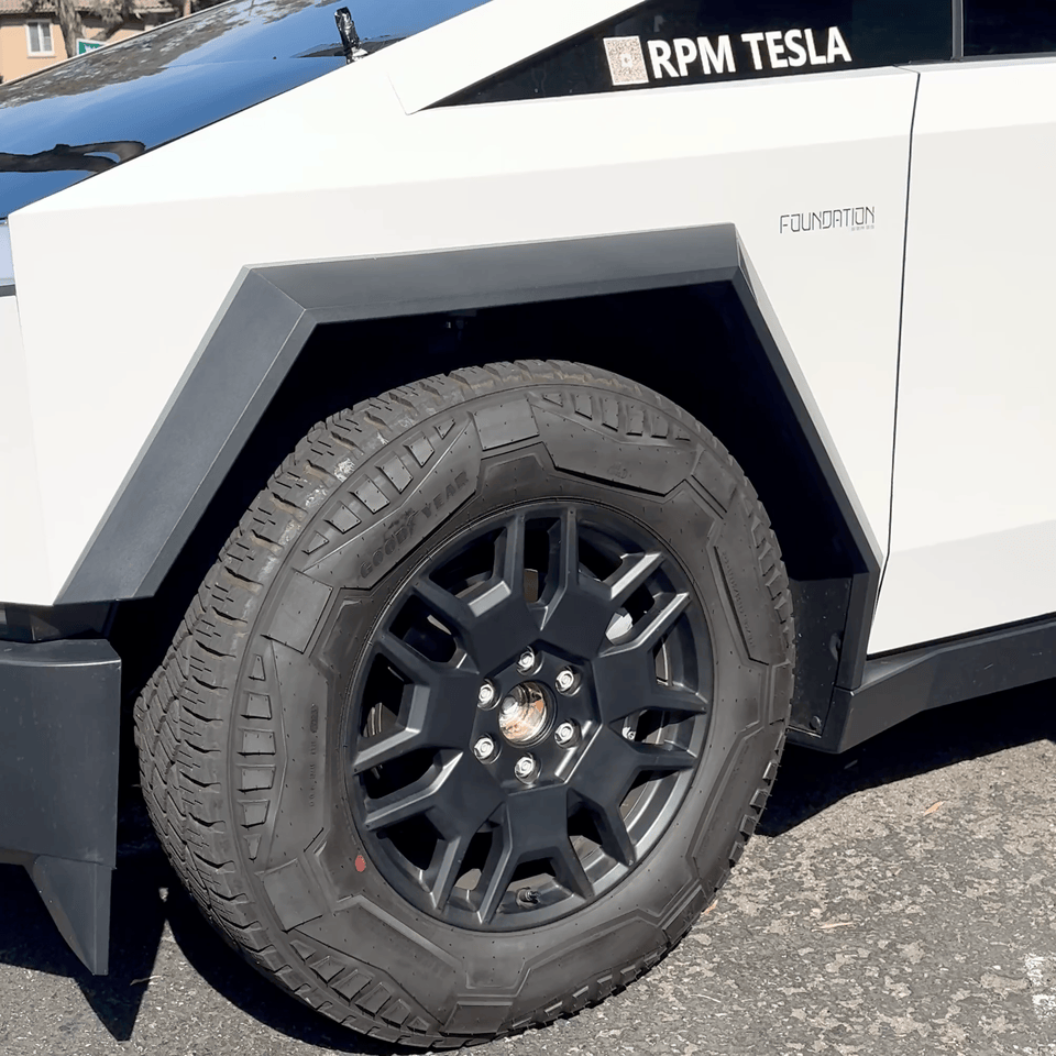 Cybertruck Heptagon Center Wheel Caps &amp; Lug Nut Covers (Set of 4) - Version 1.0