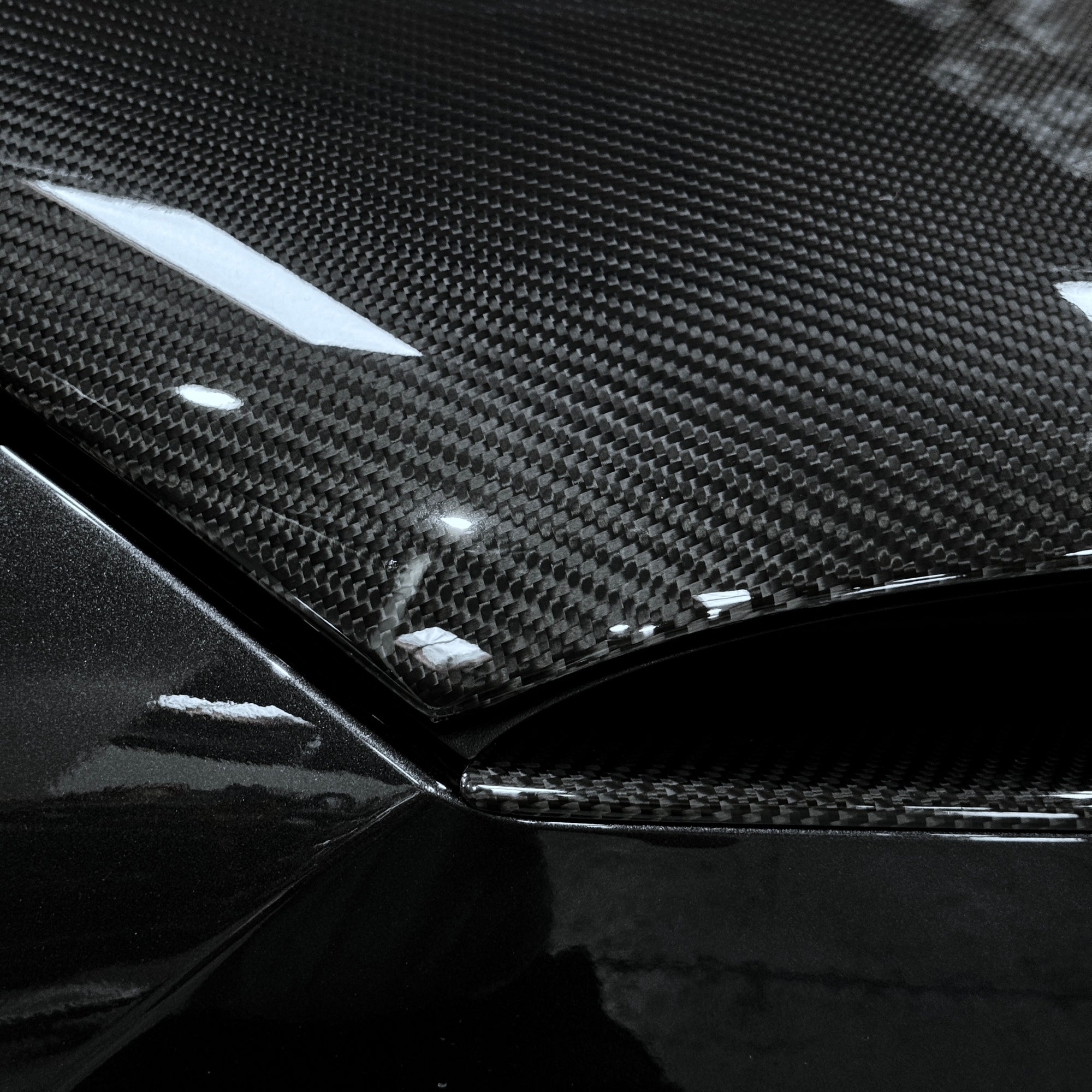 2017+ | Model X Viento Robot Hood - Dual Layer with Xpel Clear Bra- Dry Molded Carbon Fiber