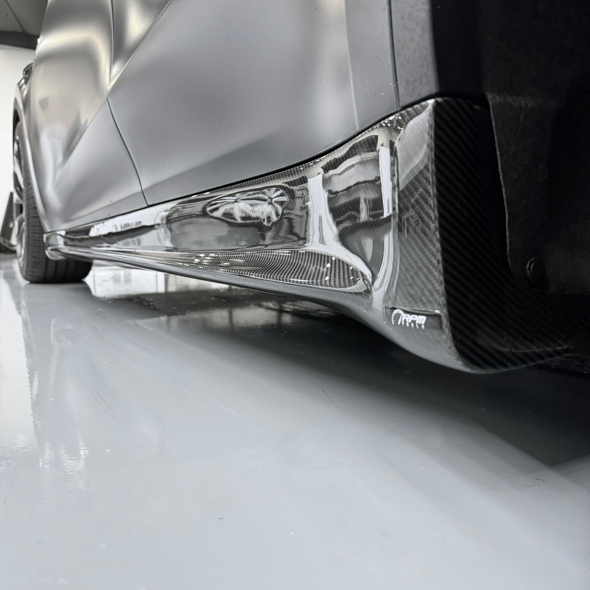 2020+ | Model Y Colossal Side Skirt Overlays - Real Dry Molded Carbon Fiber