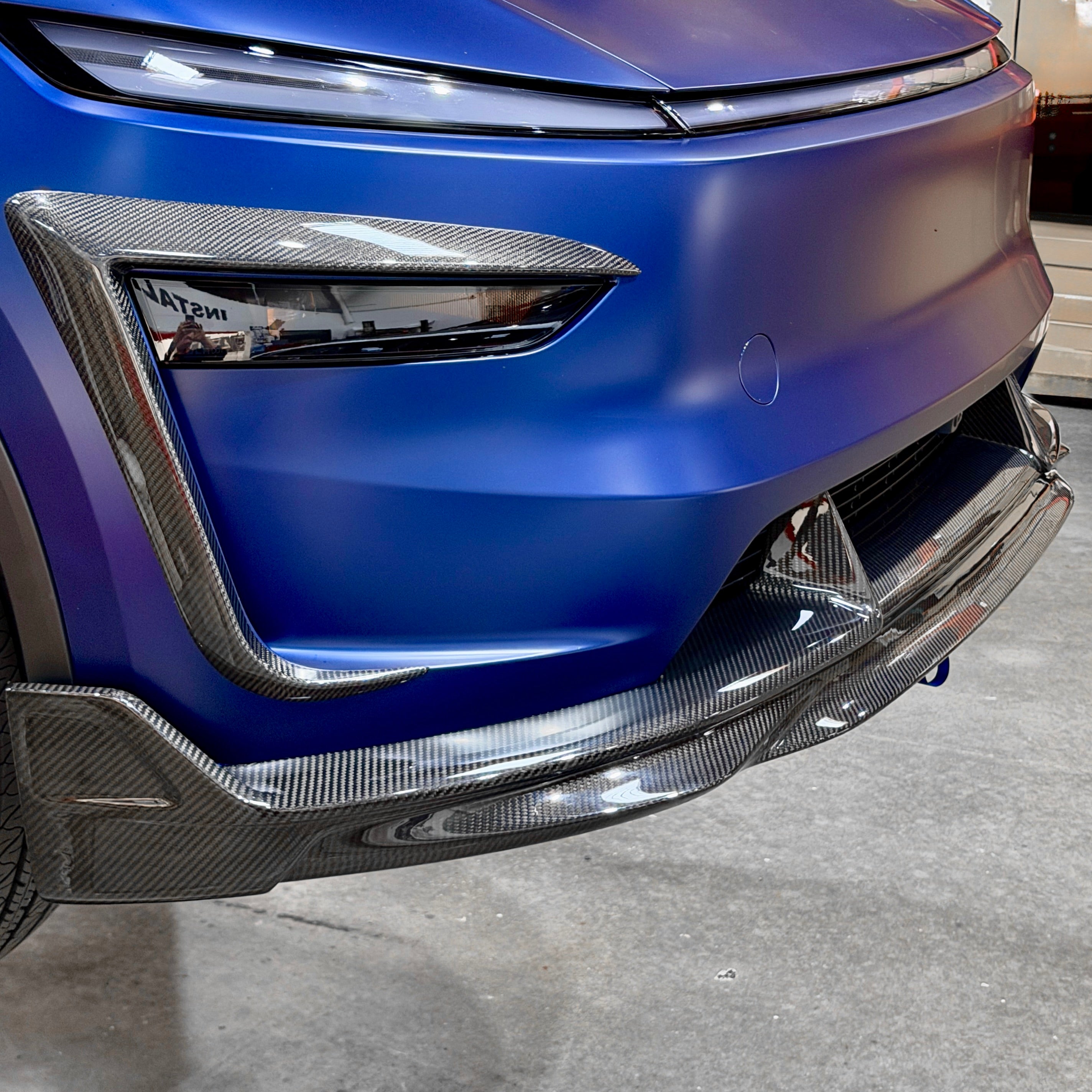 2026+ | Model Y Juniper Premium Colossal Front Lip Splitter
