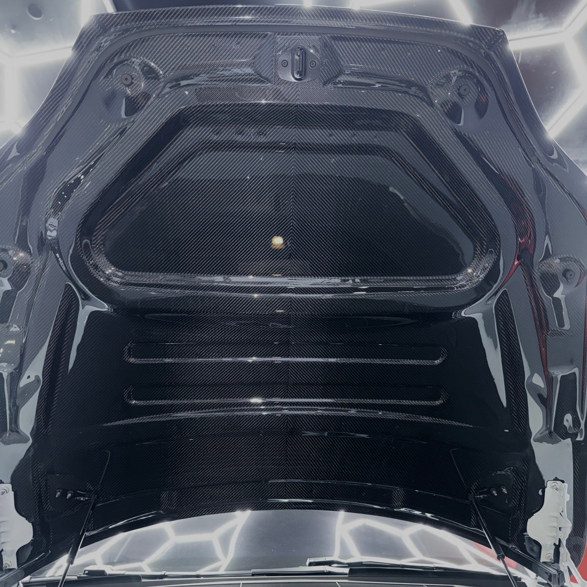 2015+ | Model S Viento Robot Hood - Dual Layer with Xpel Clear Bra - Dry Molded Carbon Fiber