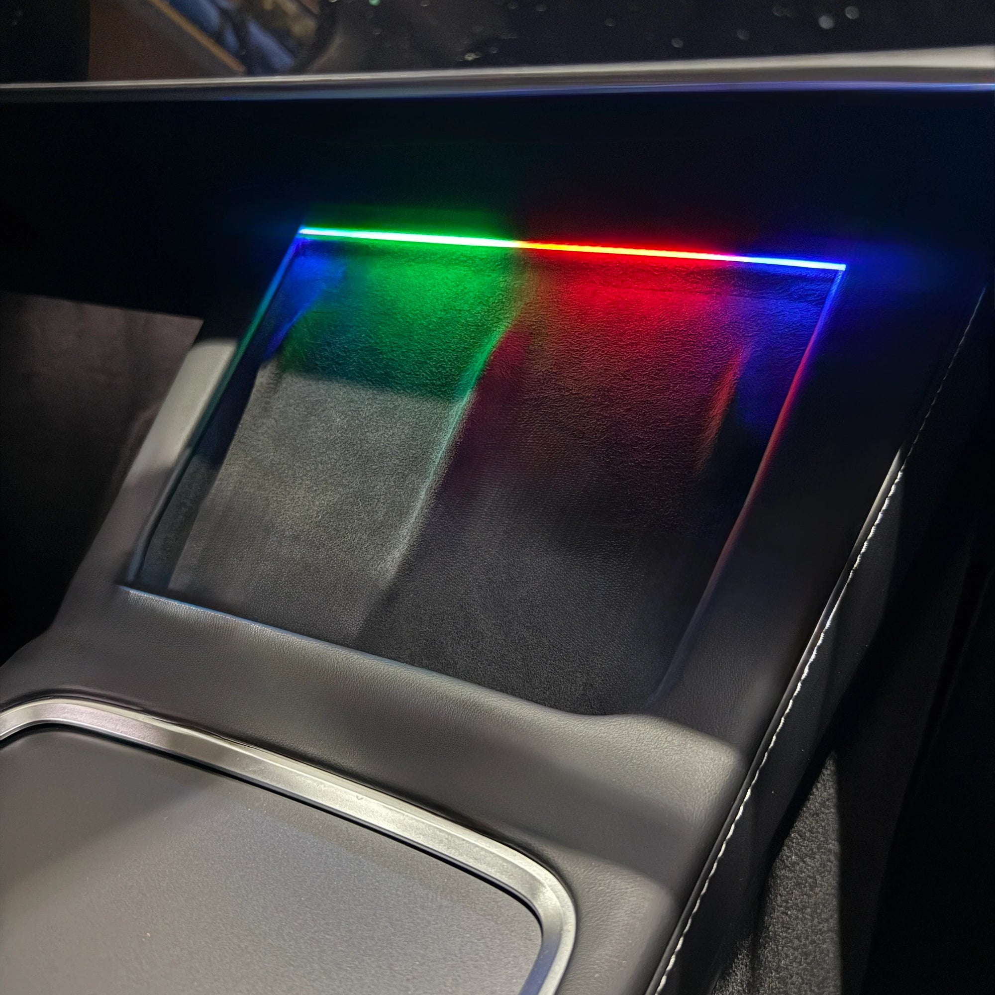 Model 3 &amp; Y Dashboard LED Sequential Light Up Strip
