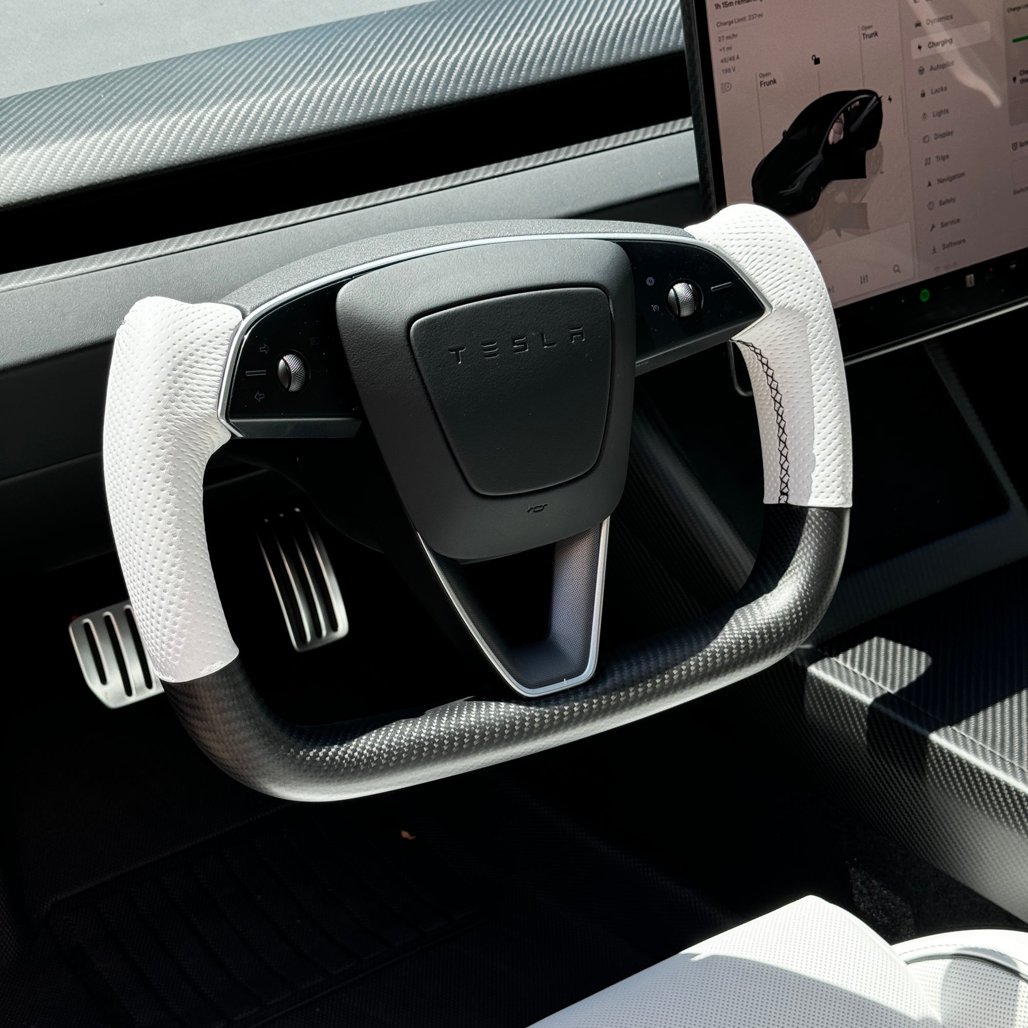 Tlyard Yoke Steering Wheel For Tesla Model 3 & Y - Heated, Perforated Nappa Leather With Carbon Fiber Matte Finish
