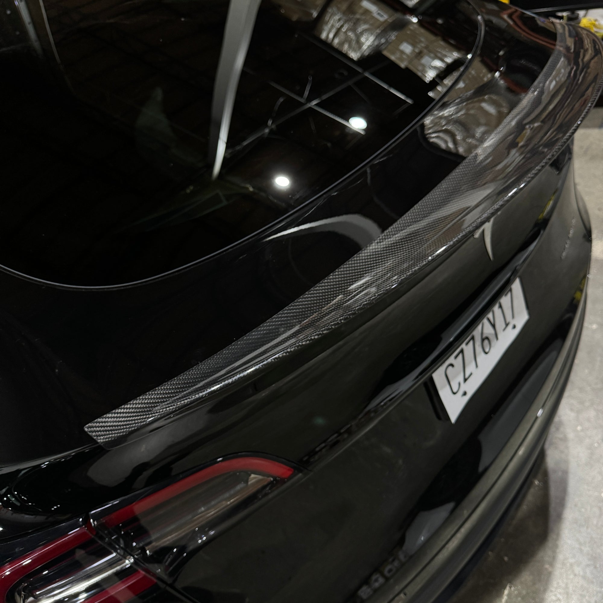 Model Y Razzo Plus Spoiler - Real Dry Molded Carbon Fiber