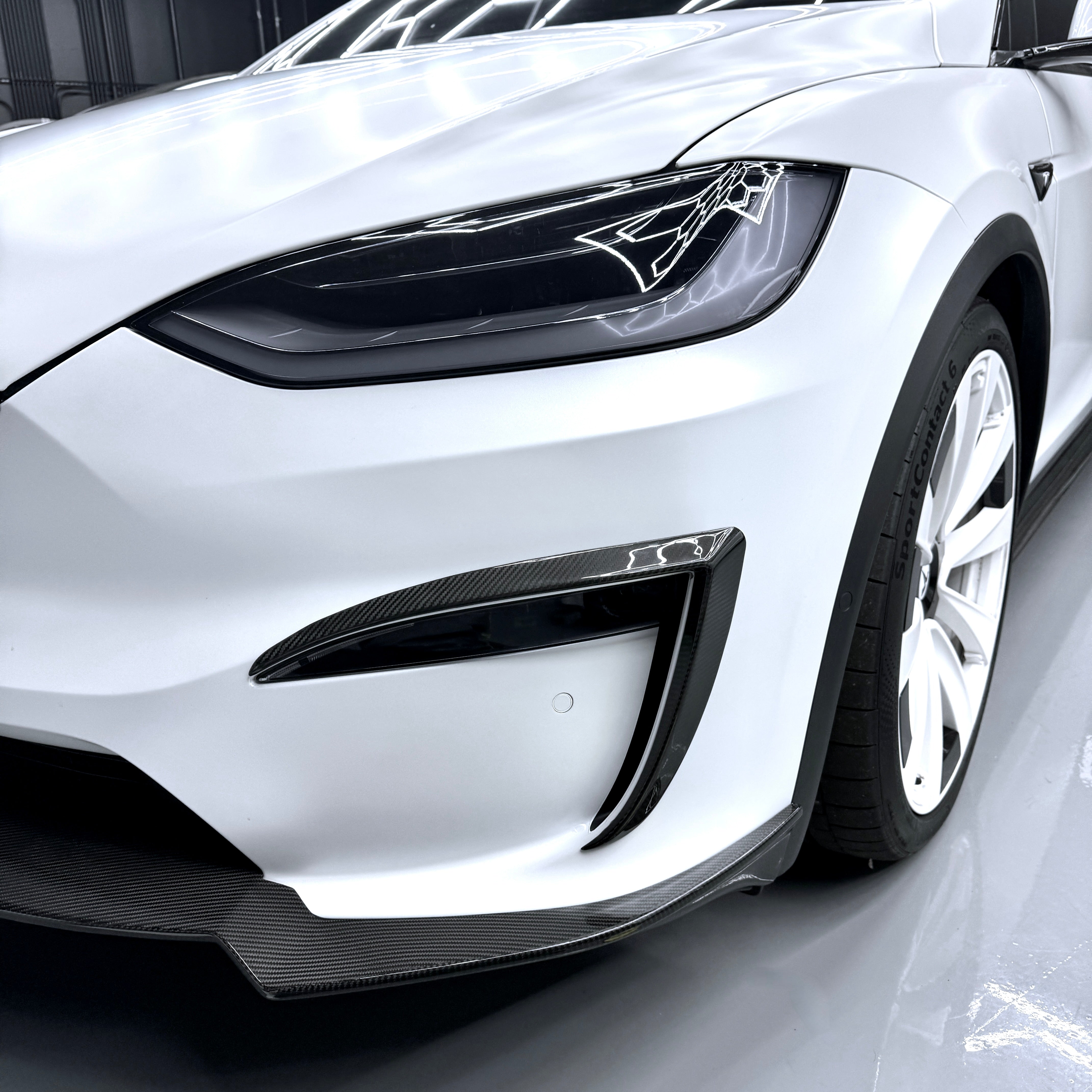 2022+ | Model X Fog Light Canards/Eyelids (1 Pair) - Real Molded