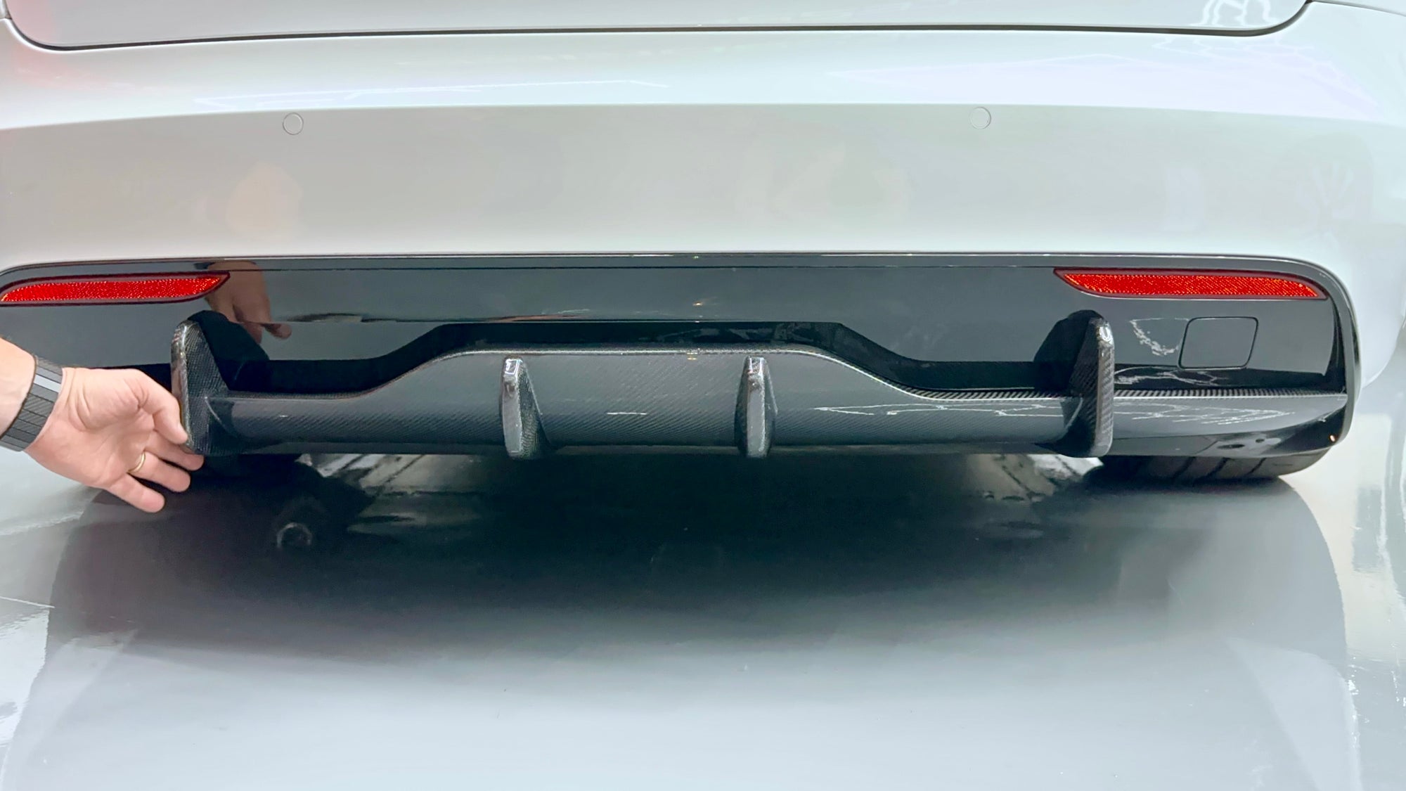 2021+ | Model S Viento Diffuser Overlay - Real Molded Carbon Fiber