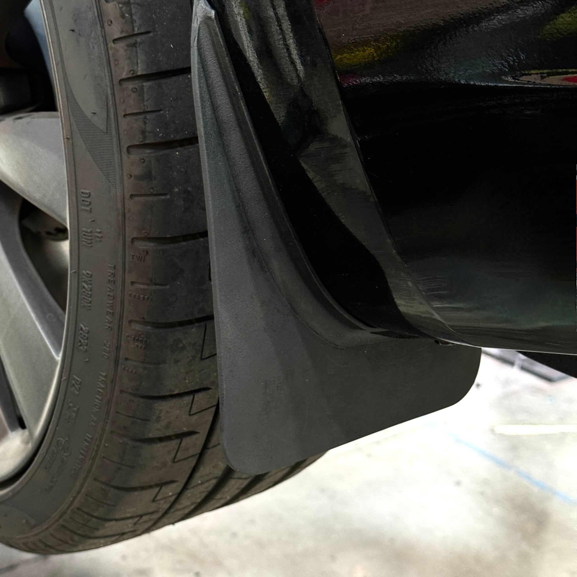 2017+ | Model 3 &amp; Y Mud Flaps Bendable &amp; Flexible - Screwless (Gen. 2) - Set of 4