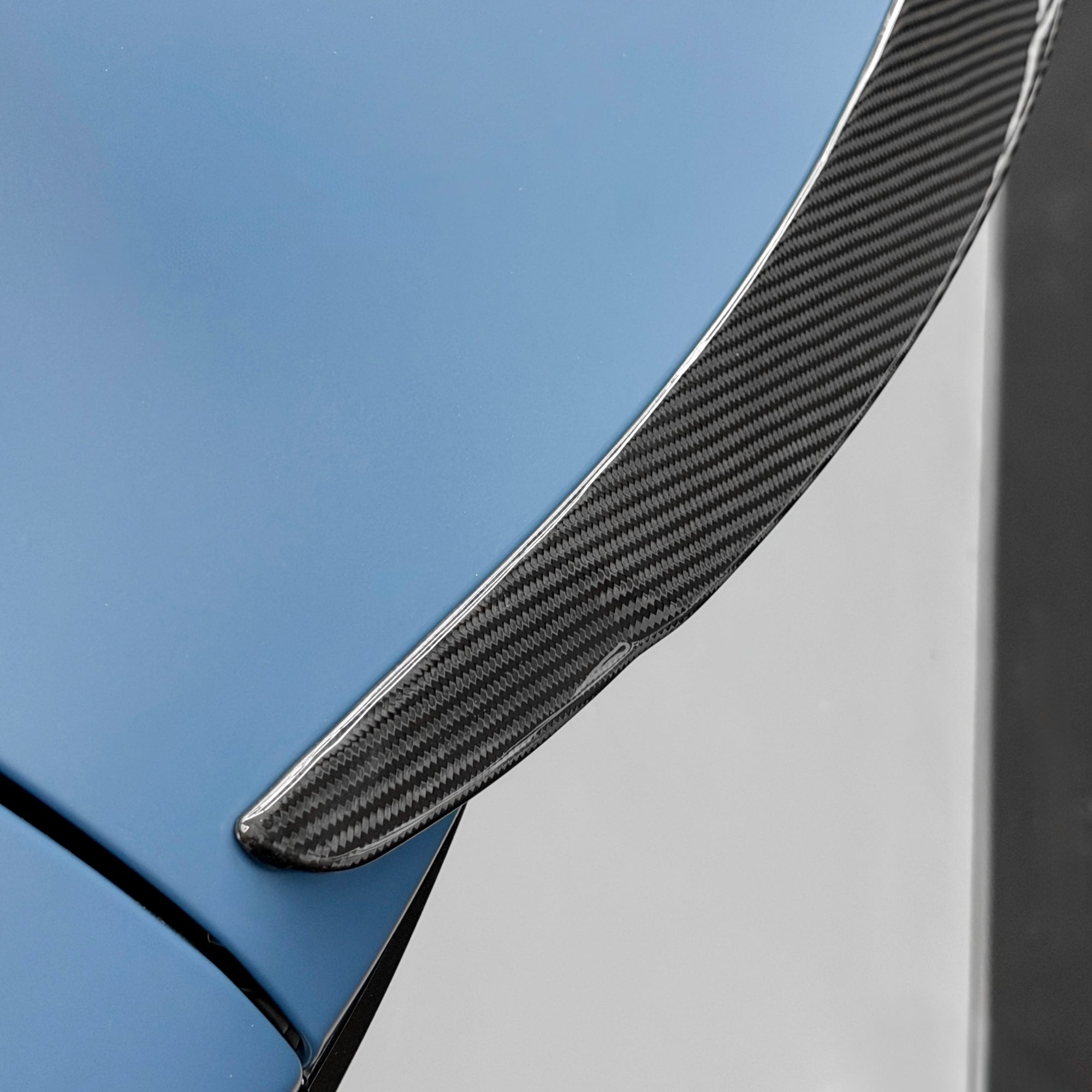2012-2026 | Model S 2026 Plaid Curved Style Spoiler - Real Dry Molded Carbon Fiber