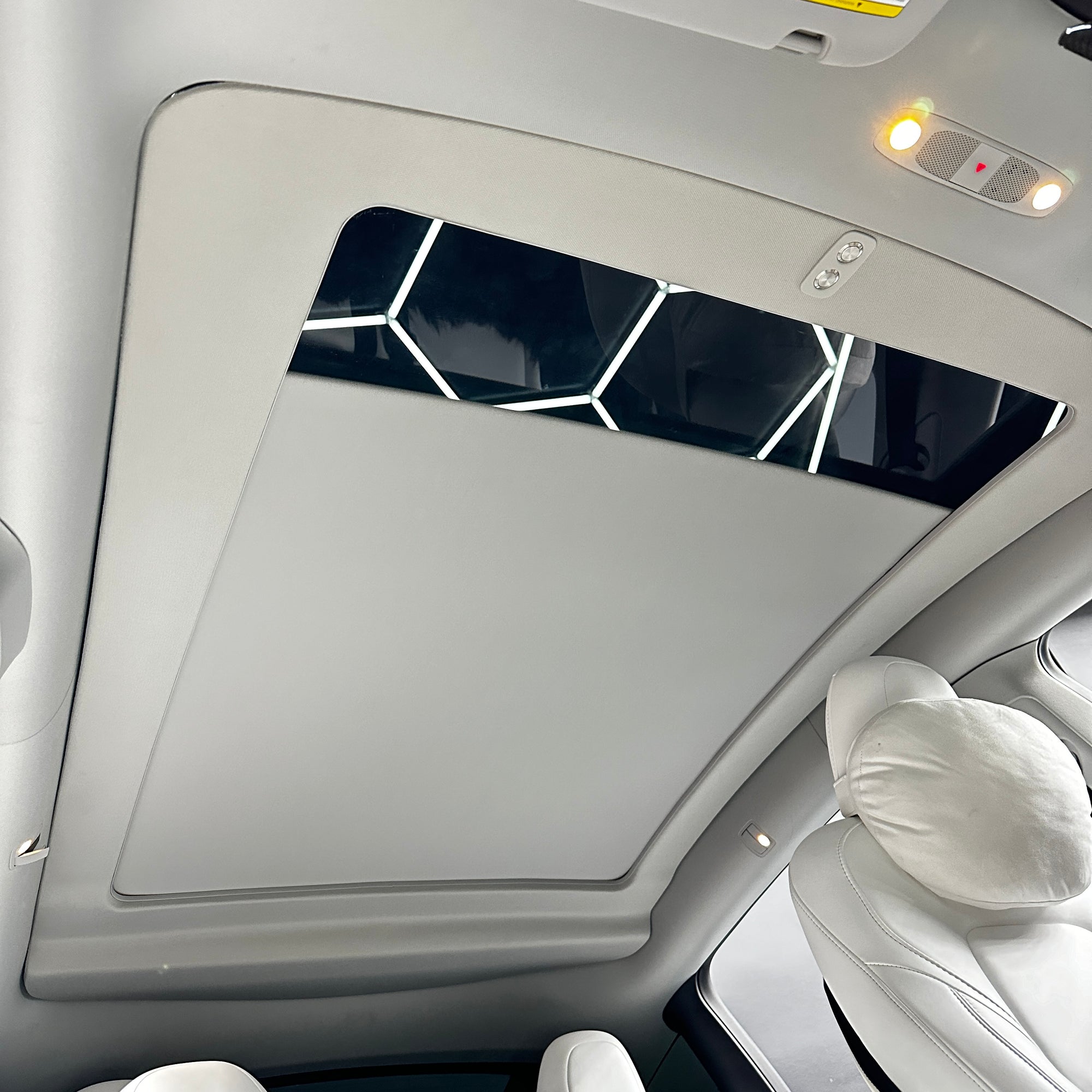 2020 - 2024 | Model Y - Electric Powered Retractable Sunroof Sunshade