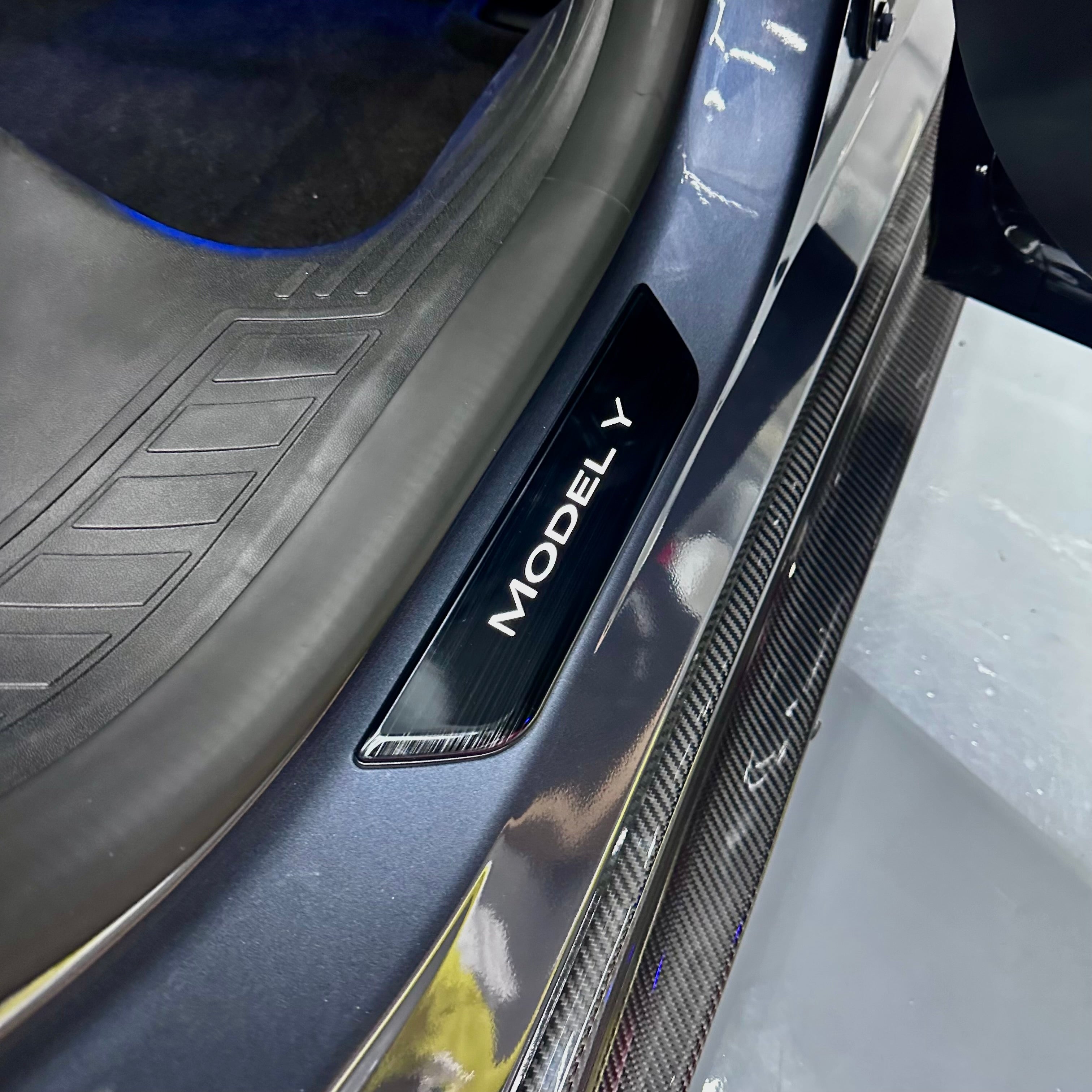 Model 3 & Y Light Up Door Sill Covers - with Magnetic Induction