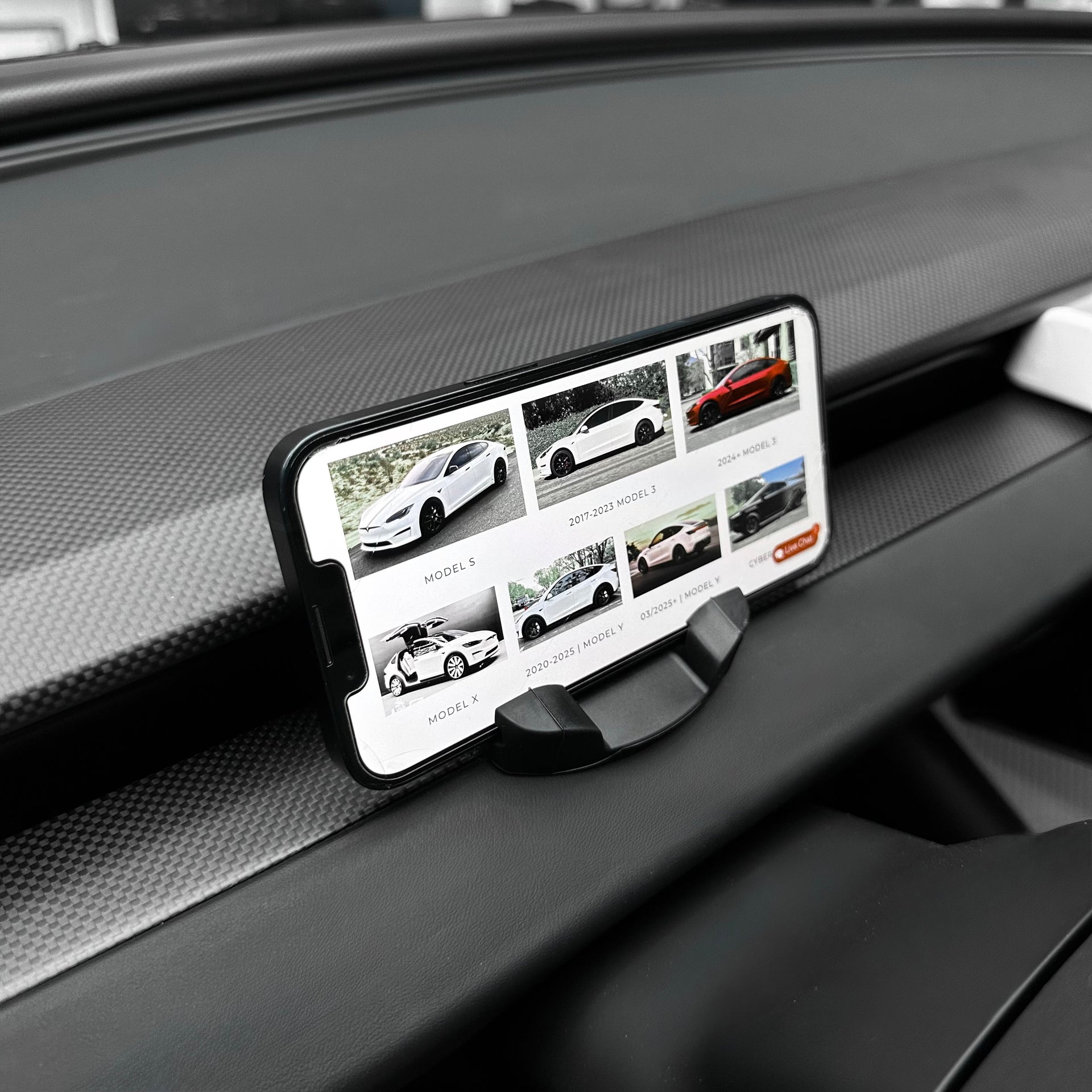 Nouvelle Tesla Model 3 : plus d'autonomie, et un détail qui fait débat Nouvelle Tesla Model 3 : plus d'autonomie, et un détail qui fait débat