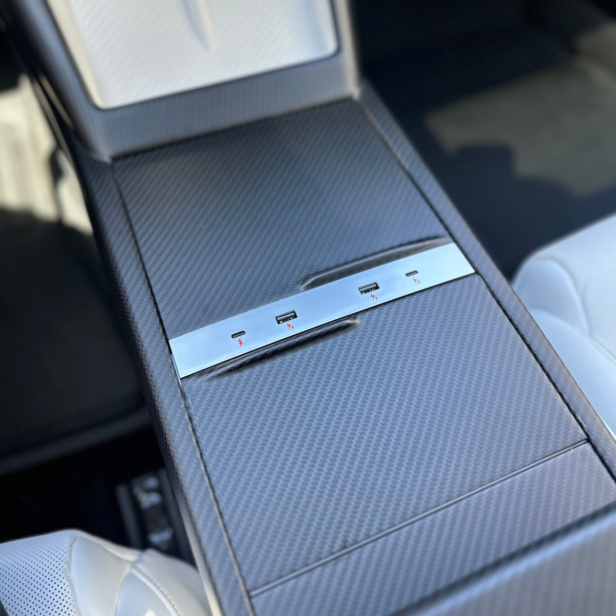 Juniper Eusb 2026+ | Model Y Juniper Refreshed Center Console USB A+C 4 Port Hub Ad ...