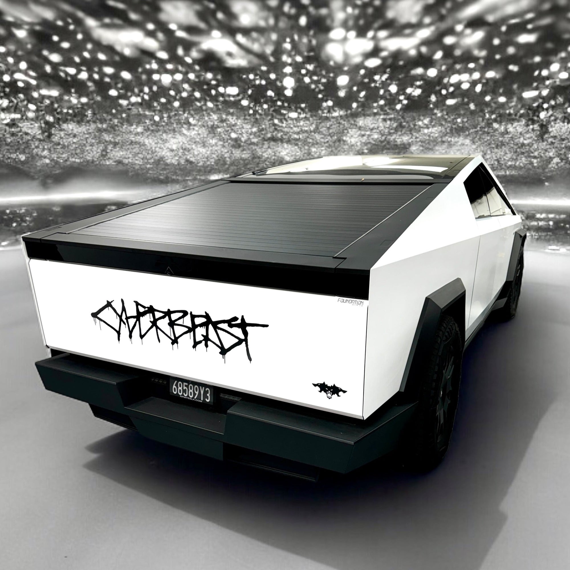 Cybertruck / Cyberbeast Tailgate Vinyl Logo Decal - Variety*