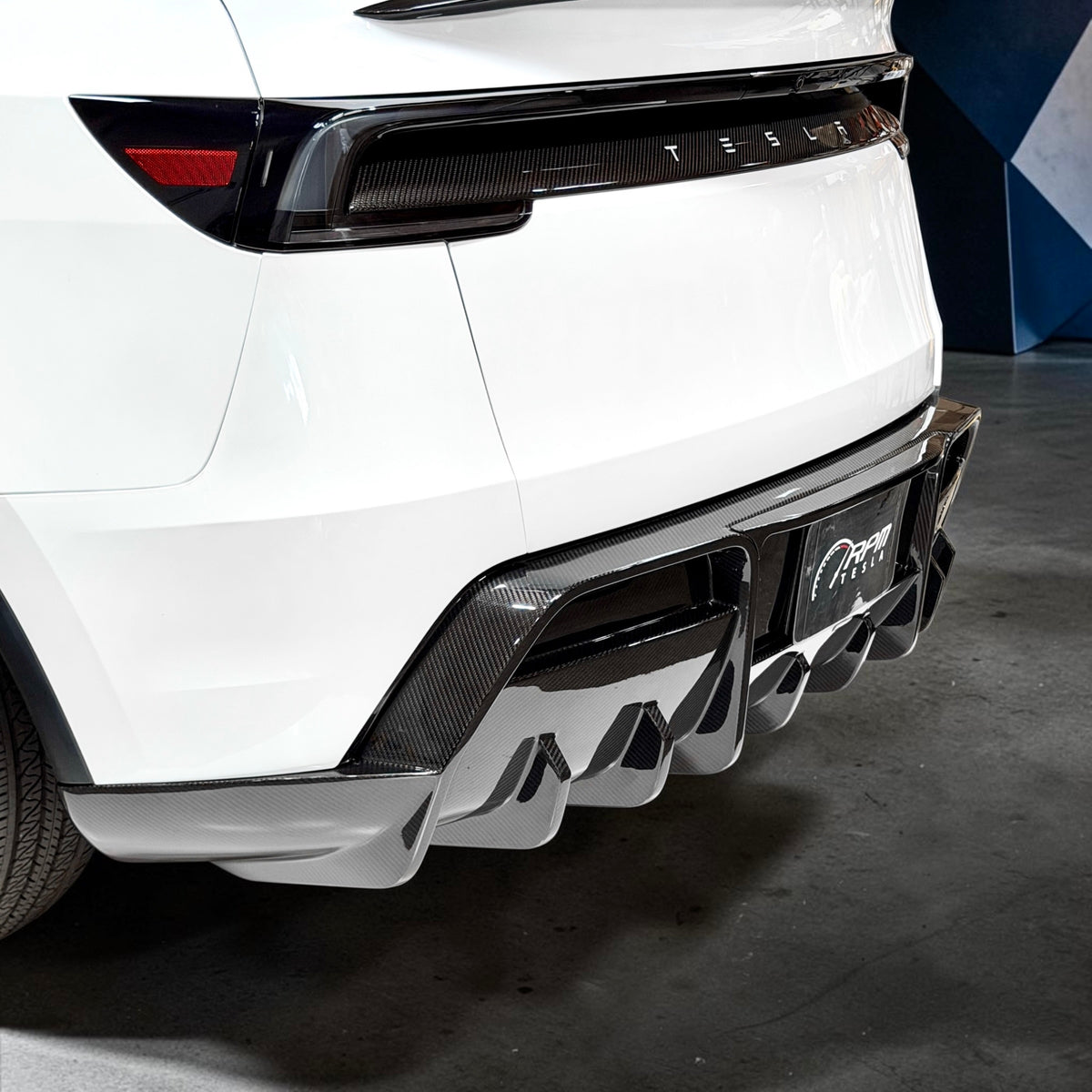 2026+ | Model Y Juniper Premium Colossal Full Rear Diffuser Replacement - Real Dry Molded Carbon Fiber
