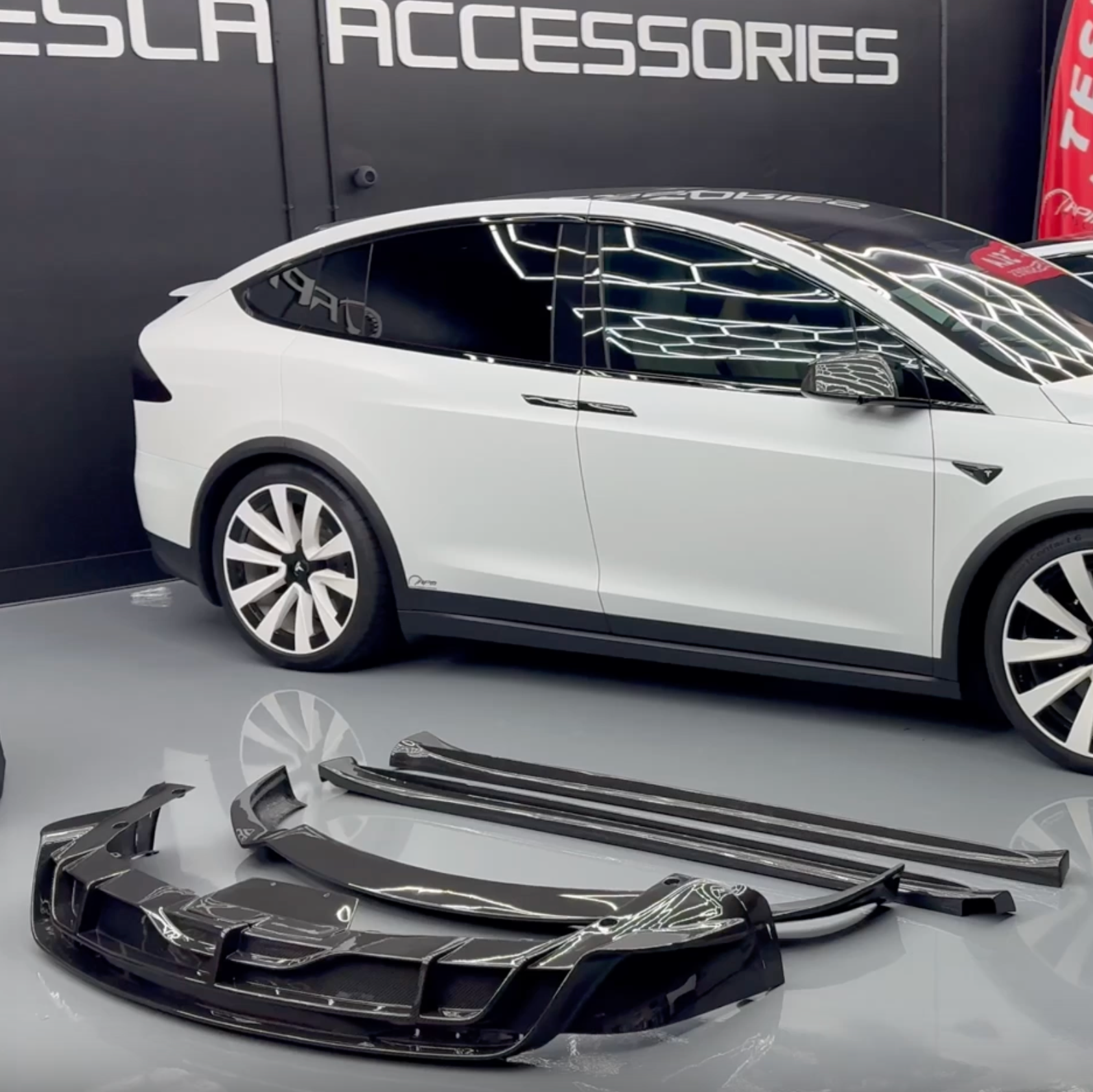2022+ | Model X Colossal Full Body Kit - Dry Molded Carbon Fiber