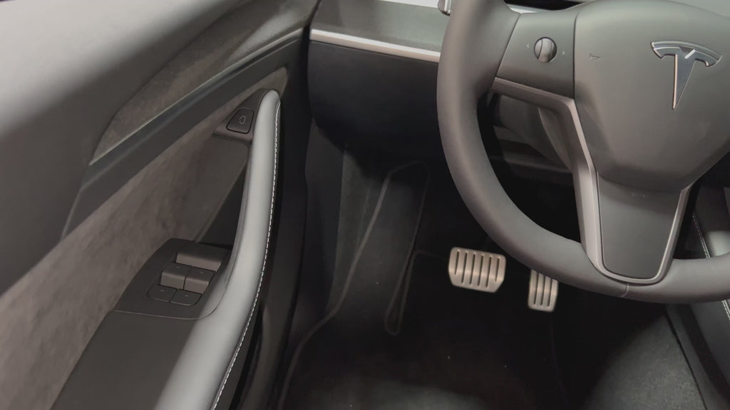 Real Alcantara® dashboard insert for Tesla Model 3 and Y