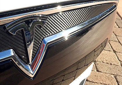 Tesla Model X Nose Cone Emblem Decal – 2015–2021, 3M Vinyl, Gloss Black T