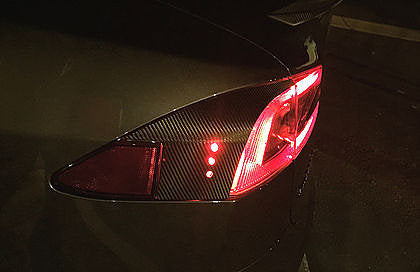 Model S Tail Light Side Wraps (1 Pair)