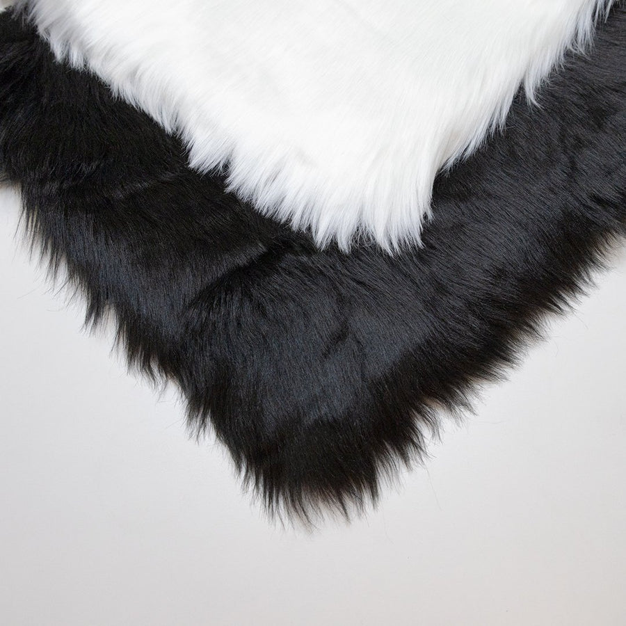 Faux Sheepskin Front Seat Covers - Black (1 Pair)