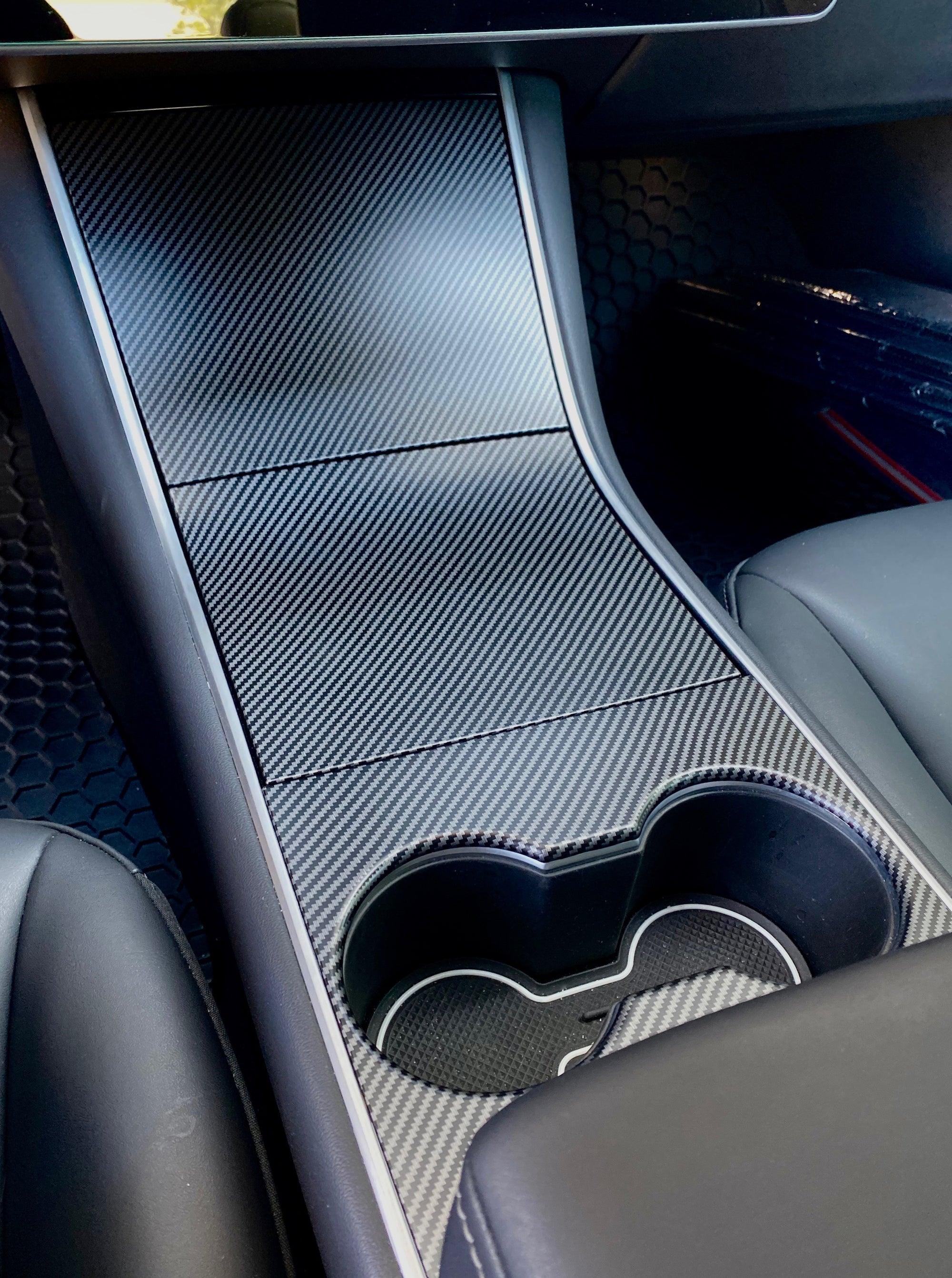 Model 3 &amp; Y Center Console Cap ABS Plastic (Gen. 1) - Hydro Carbon Fiber Coated