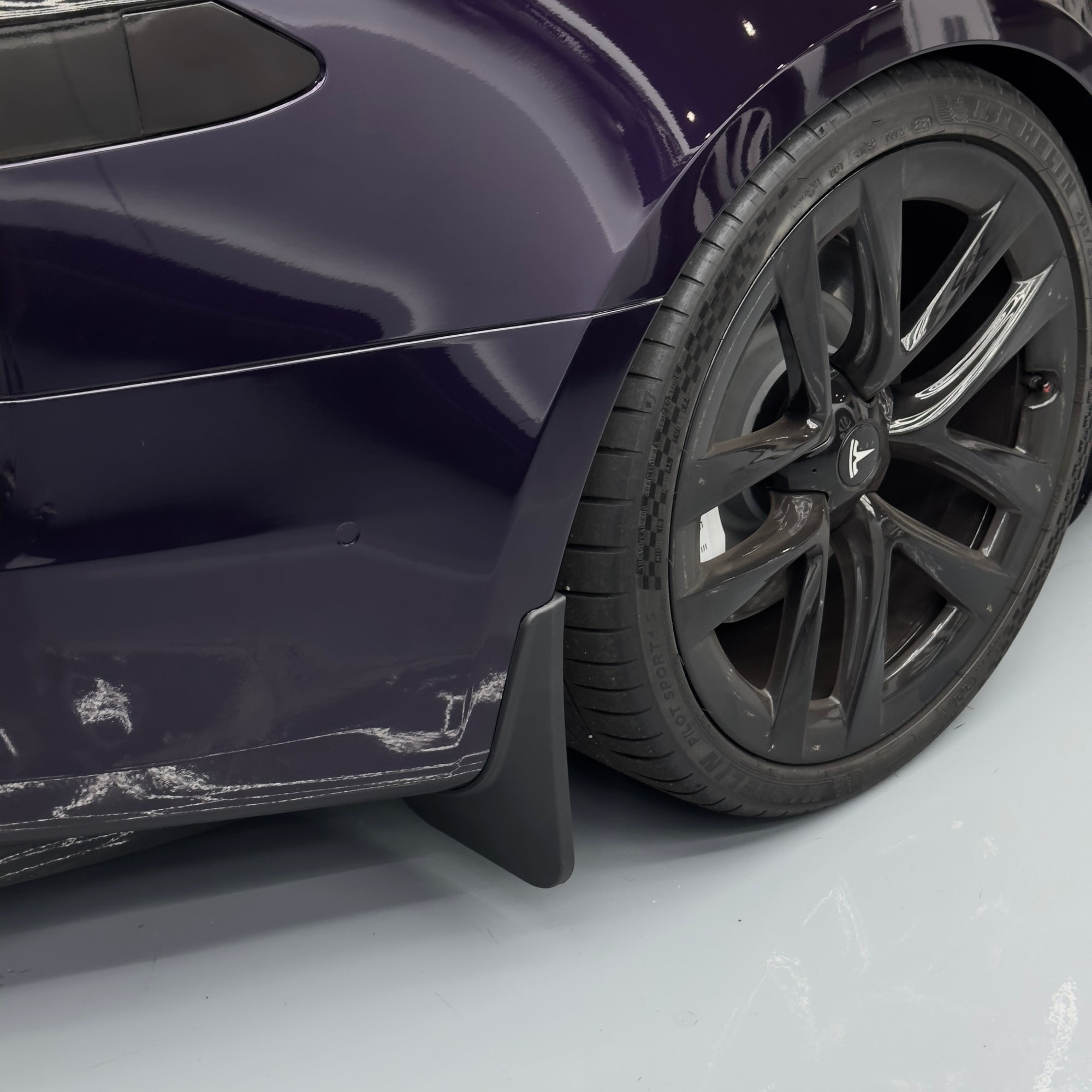 2021+ | Model S Plaid &amp; Long Range Mud Flaps - Screwless (Set of 4)