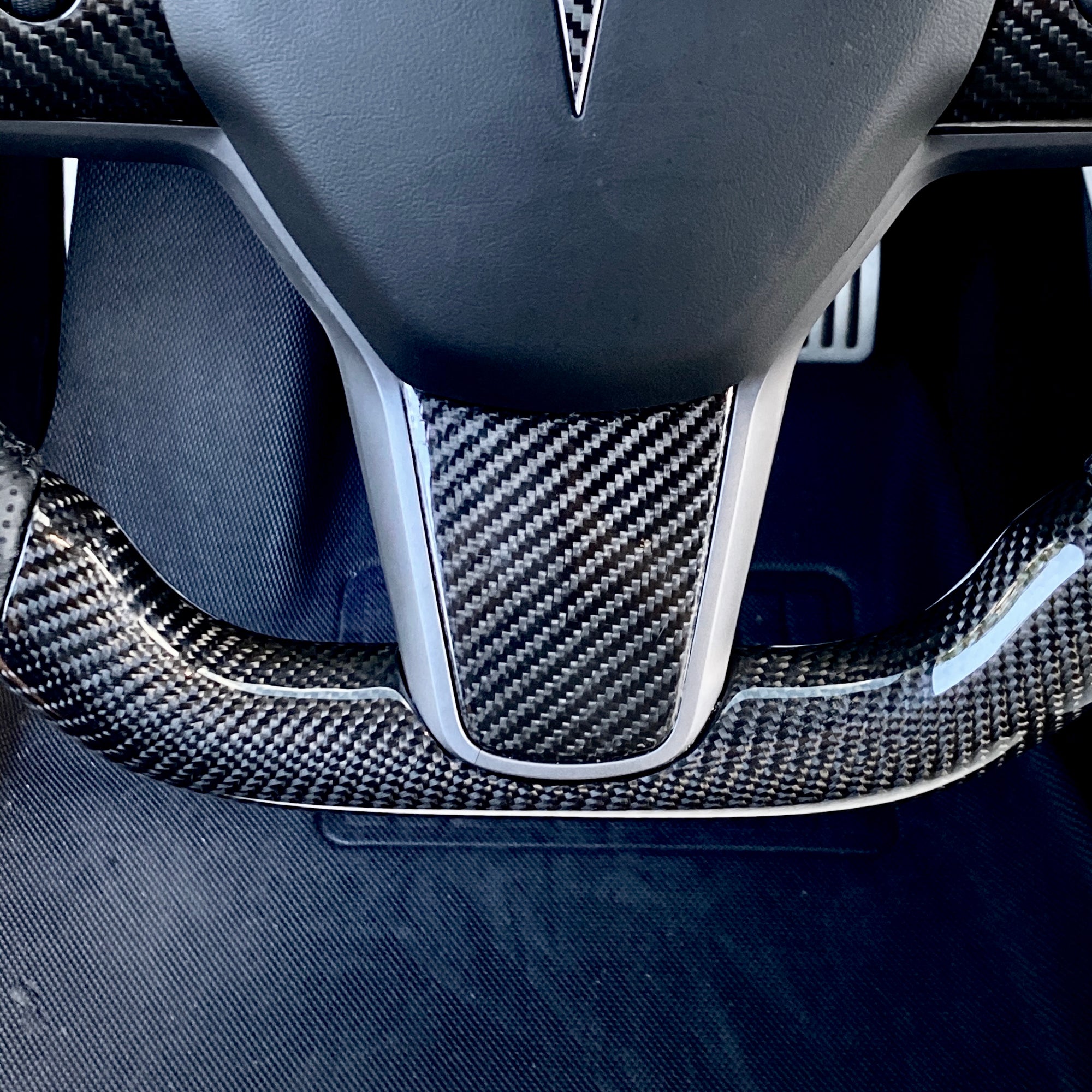 Model 3 &amp; Y - Sport Grip Steering Wheel - Real Molded Carbon Fiber