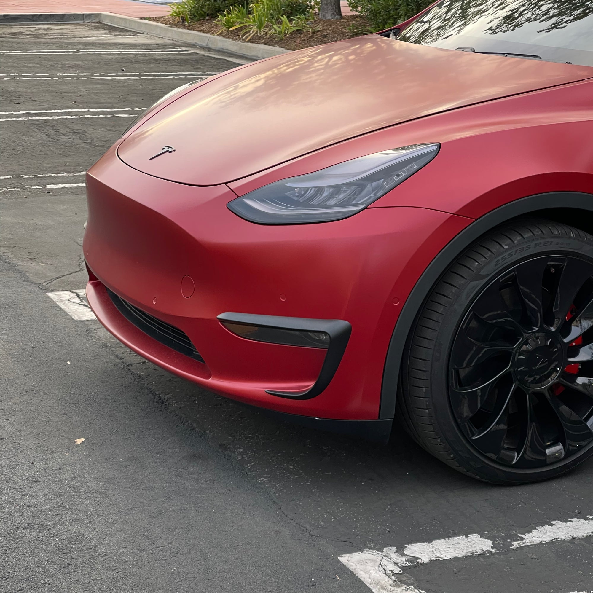 2020-2024 | Model Y Fog light Canards/Eyelids (1 pair) - Satin Black