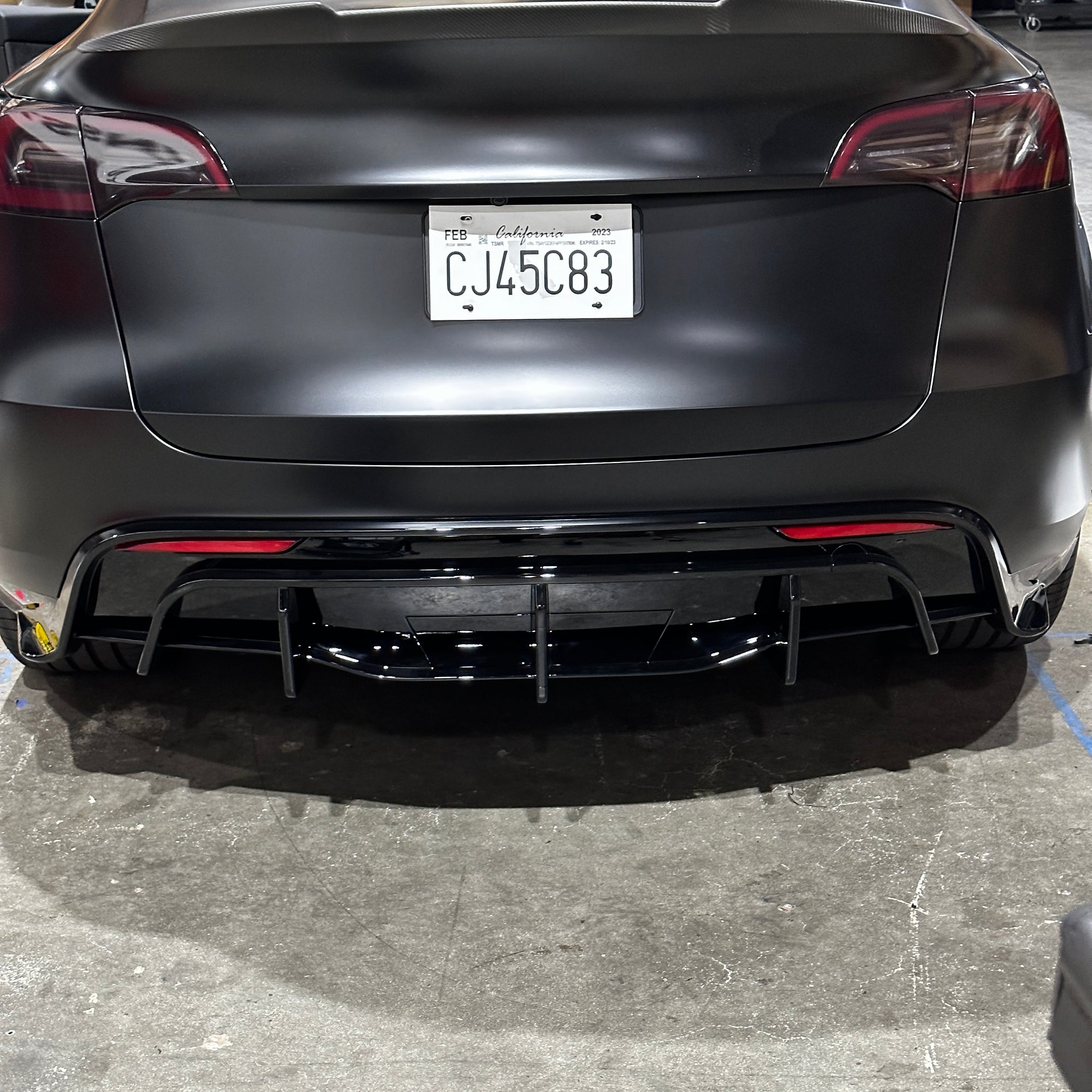 2020-2024 | Model Y Replacement Viento Diffuser with Removable Hitch Cover ABS Plastic - Variety*