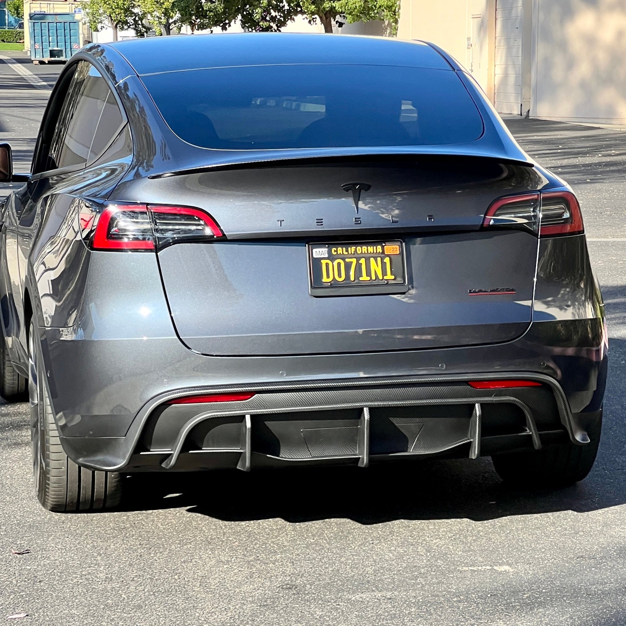2020-2024 | Model Y Replacement Viento Diffuser with Removable Hitch Cover ABS Plastic - Variety*